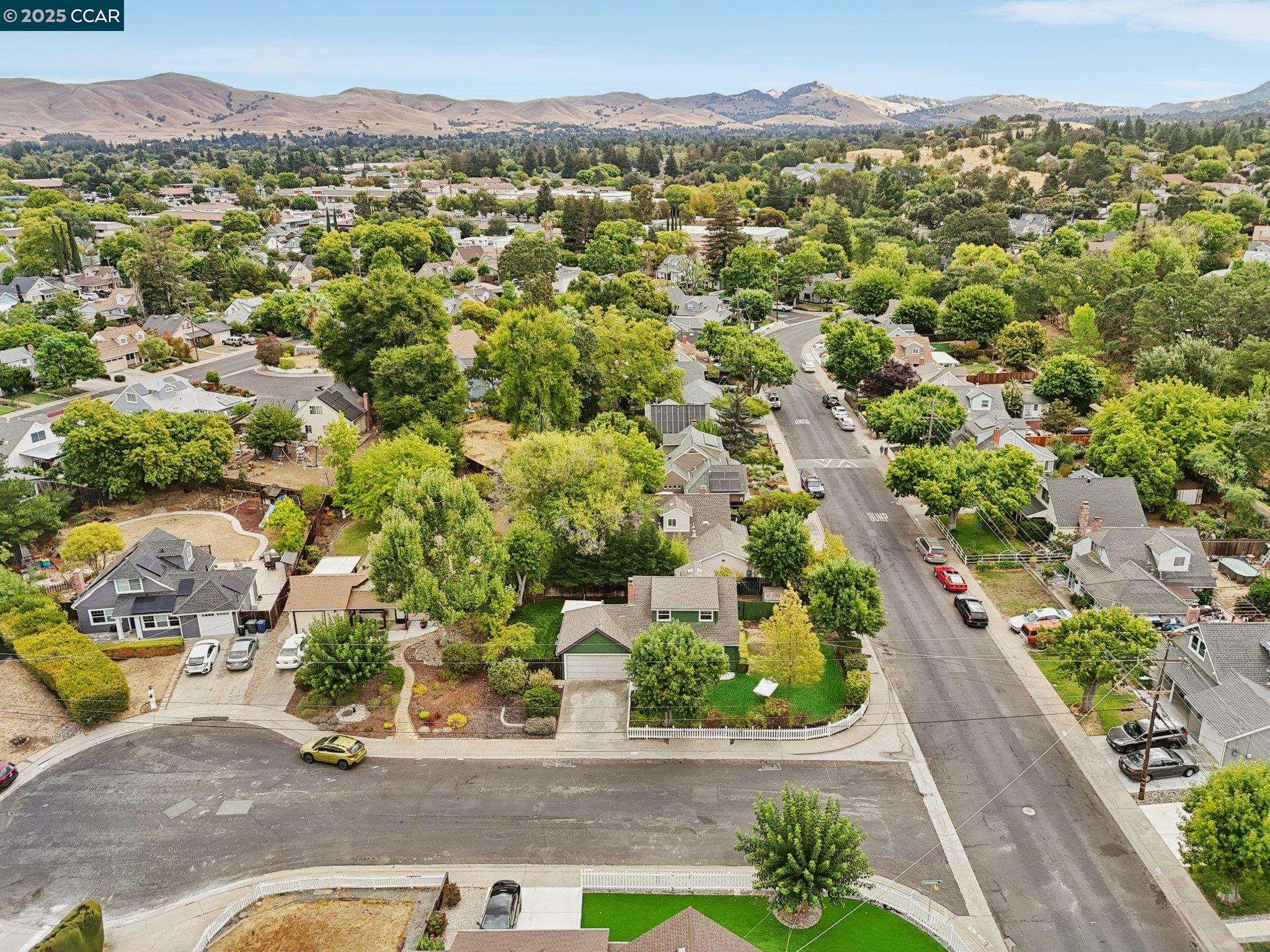 Detail Gallery Image 44 of 49 For 1364 Cobblestone Ct, Concord,  CA 94521 - 4 Beds | 2 Baths