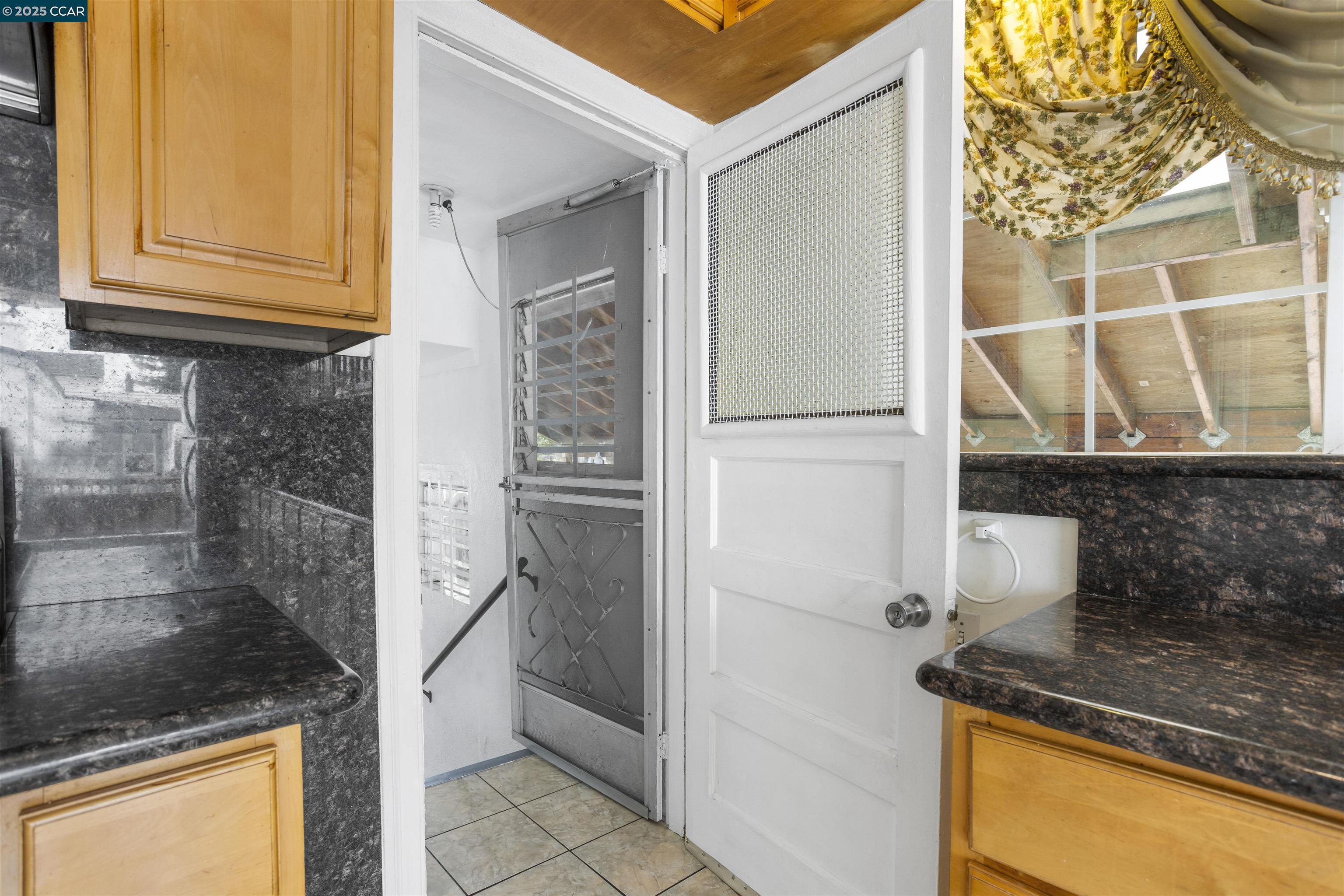 Detail Gallery Image 24 of 39 For 279 Best Ave, San Leandro,  CA 94577 - 2 Beds | 1 Baths