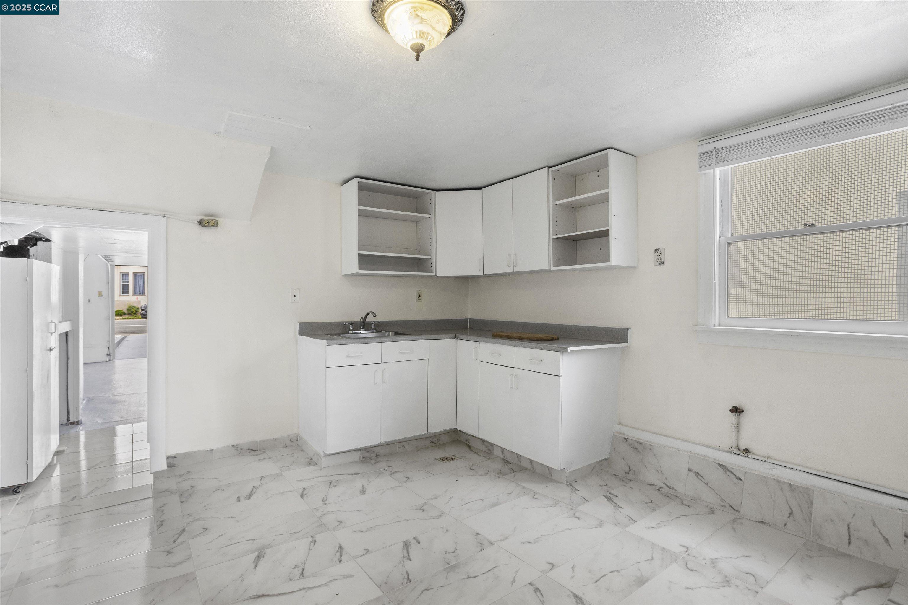 Detail Gallery Image 25 of 39 For 279 Best Ave, San Leandro,  CA 94577 - 2 Beds | 1 Baths