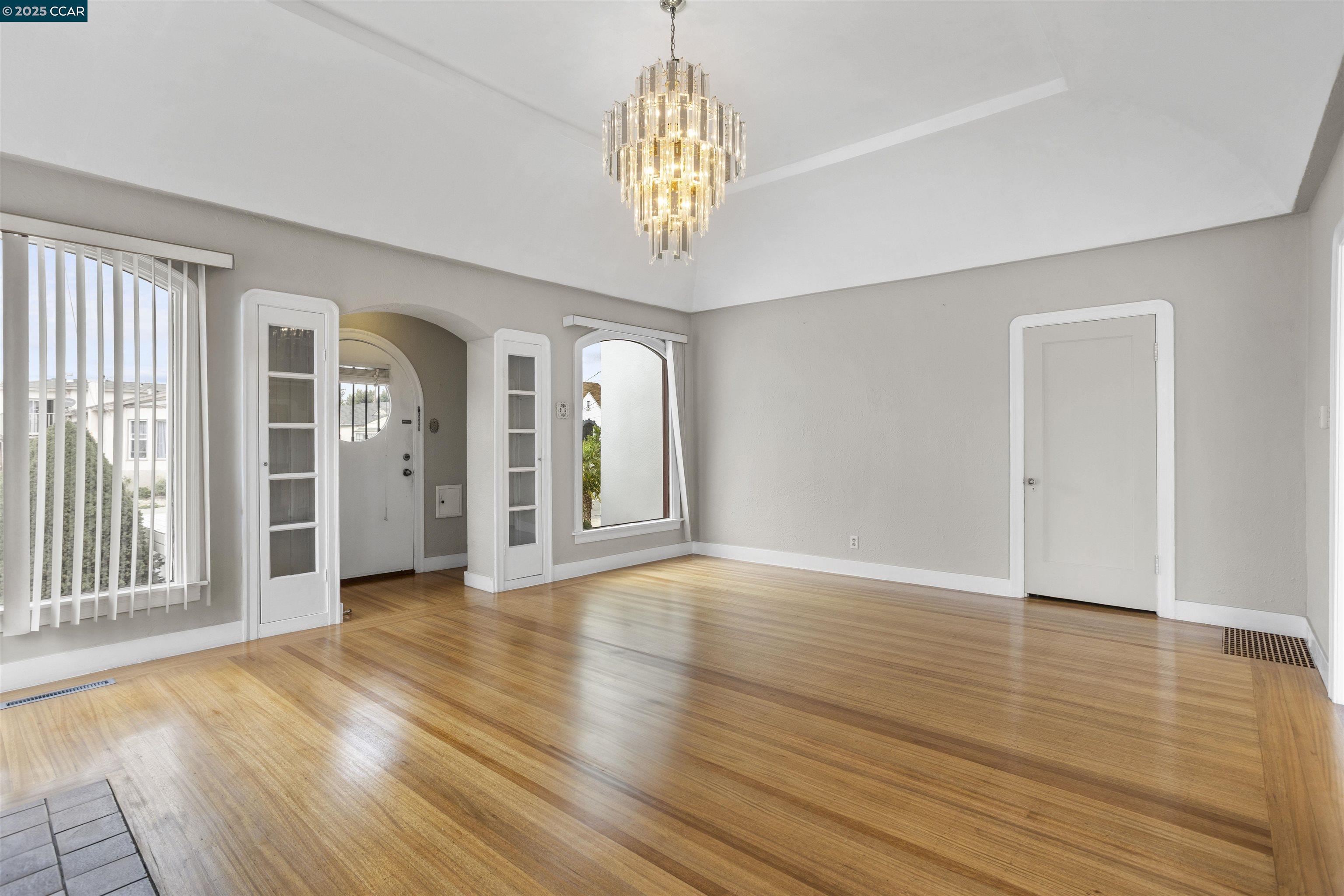 Detail Gallery Image 7 of 39 For 279 Best Ave, San Leandro,  CA 94577 - 2 Beds | 1 Baths