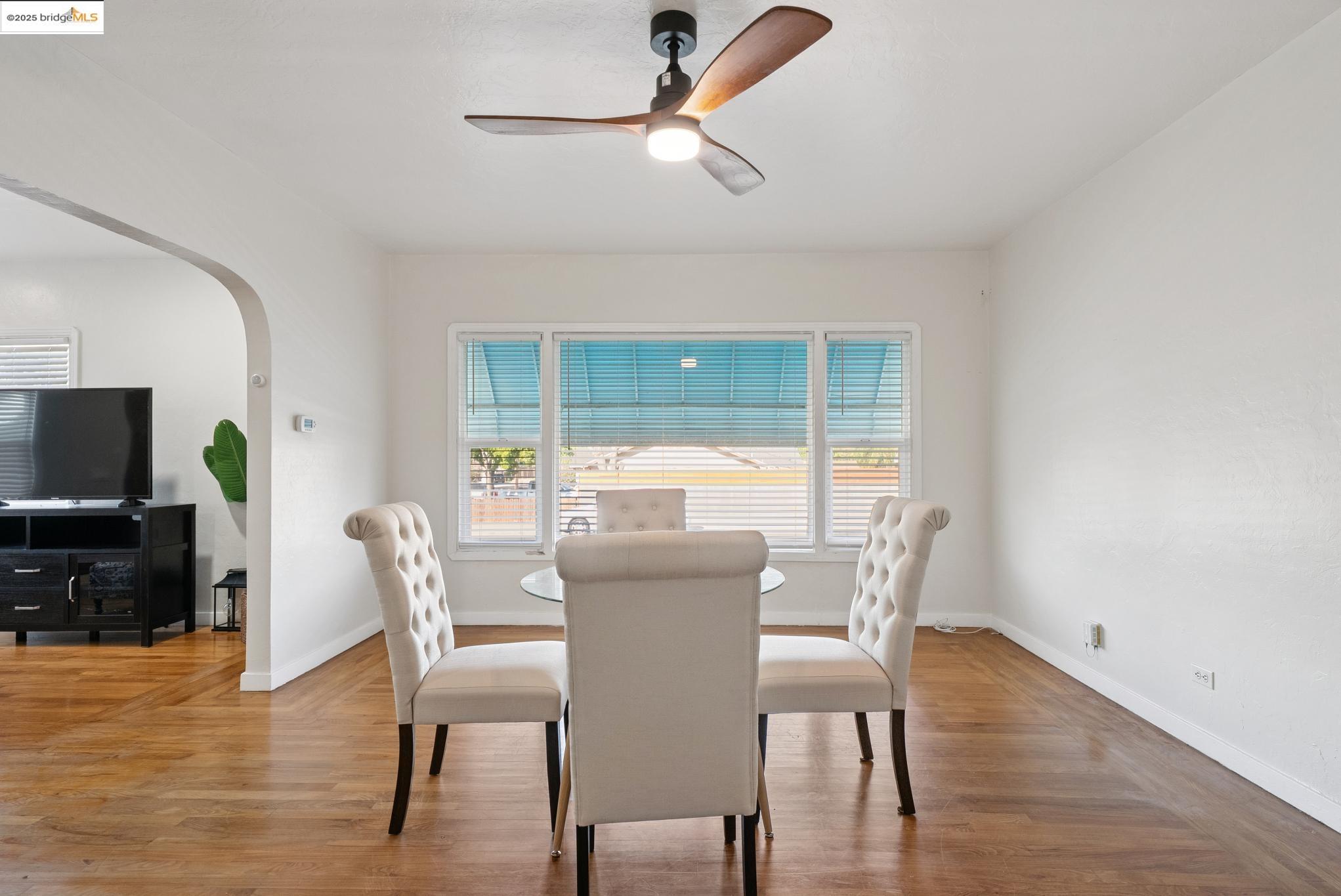 Detail Gallery Image 13 of 50 For 722 W 11th St., Antioch,  CA 94509 - 3 Beds | 2 Baths