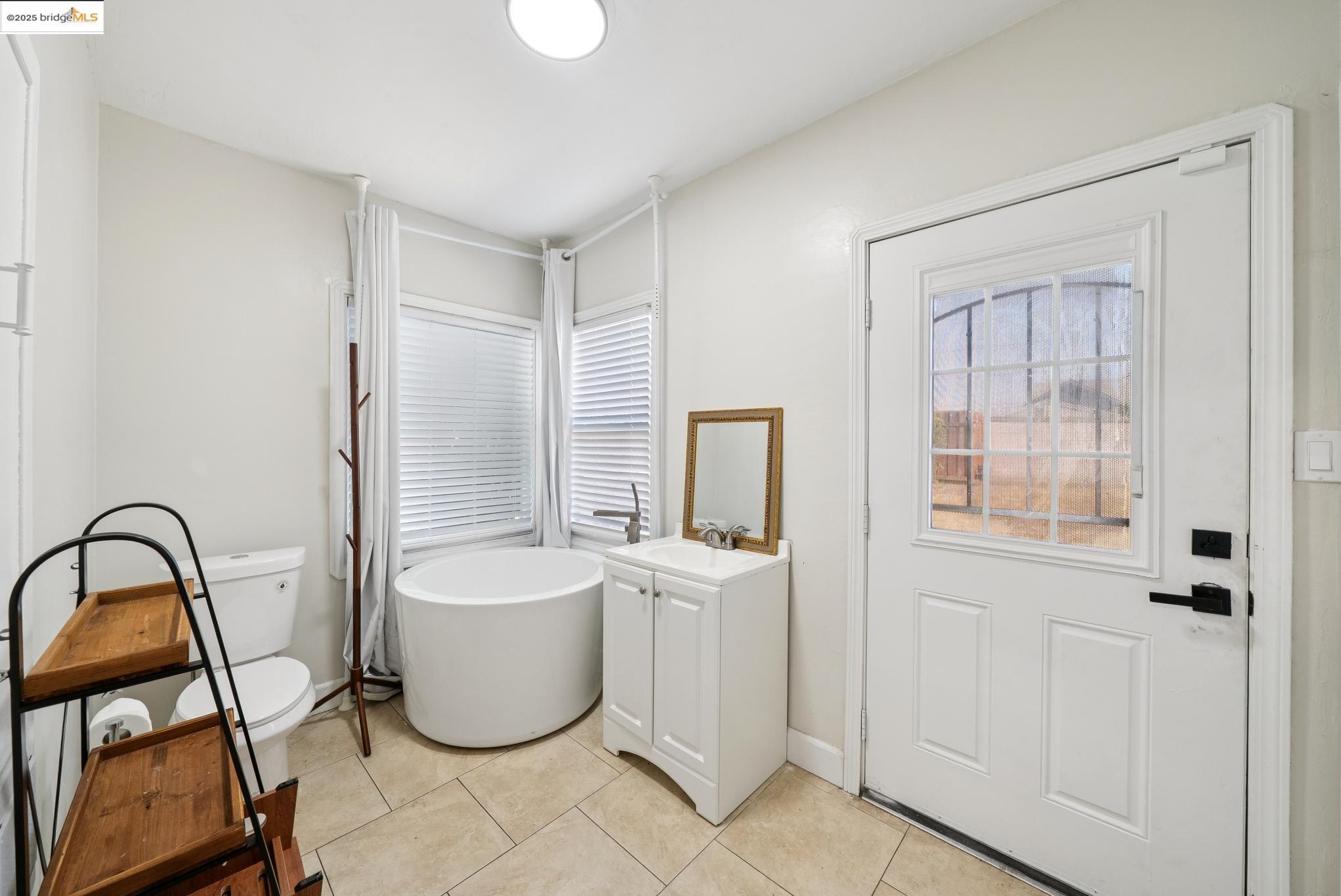 Detail Gallery Image 23 of 50 For 722 W 11th St., Antioch,  CA 94509 - 3 Beds | 2 Baths