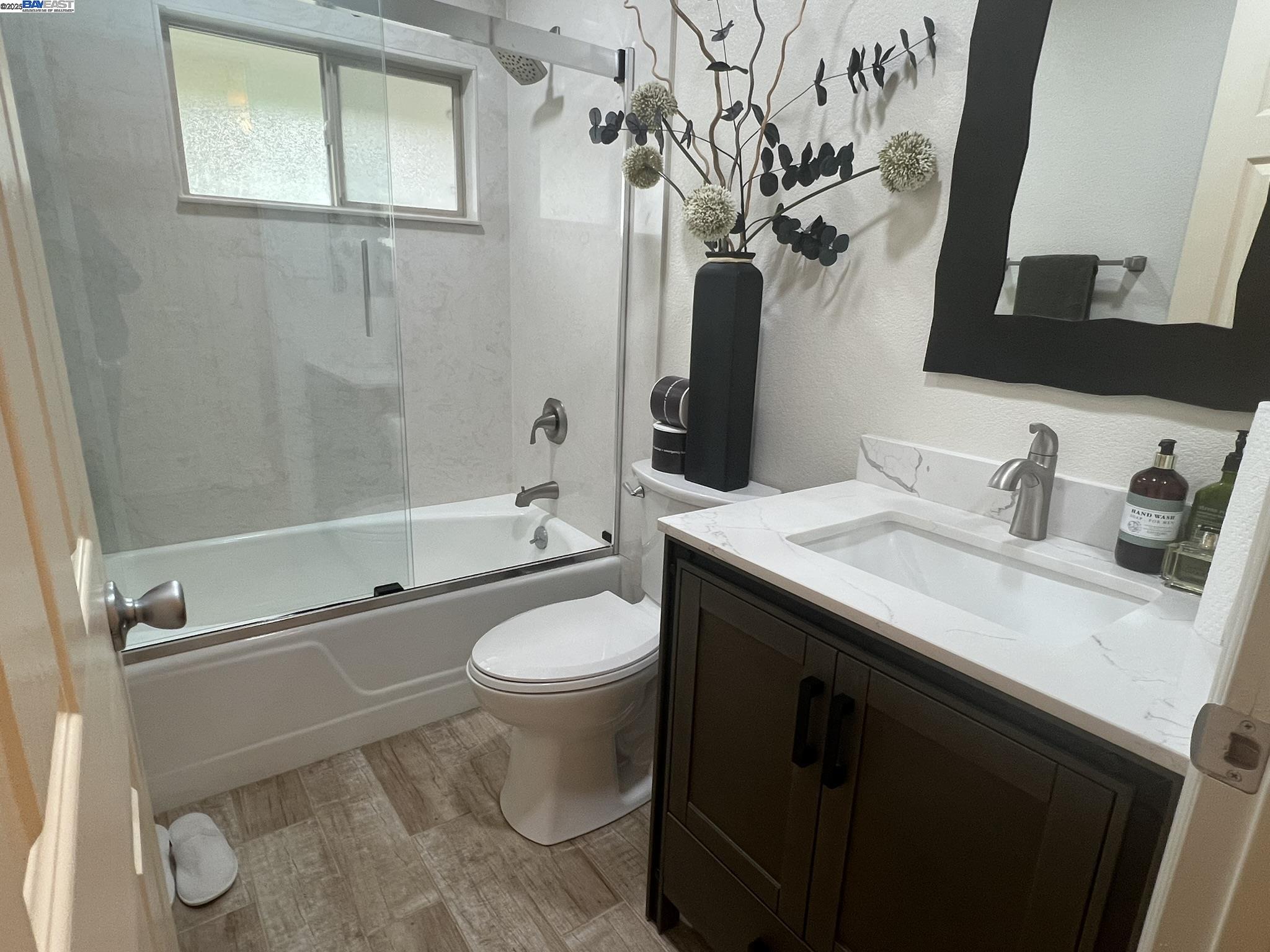 Detail Gallery Image 28 of 47 For 188 Country Club Ln, Napa,  CA 94558 - 4 Beds | 3 Baths