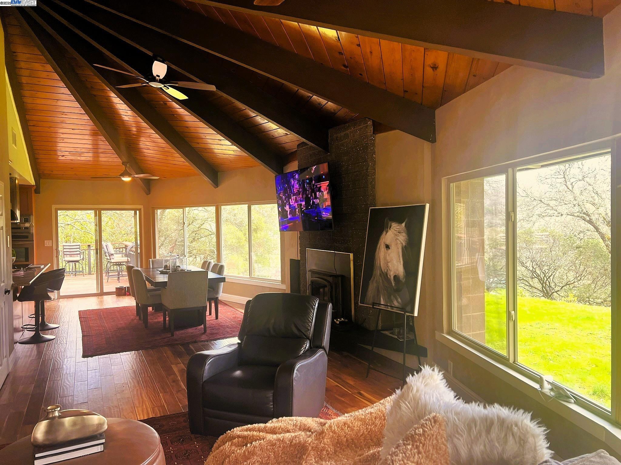 Detail Gallery Image 6 of 47 For 188 Country Club Ln, Napa,  CA 94558 - 4 Beds | 3 Baths
