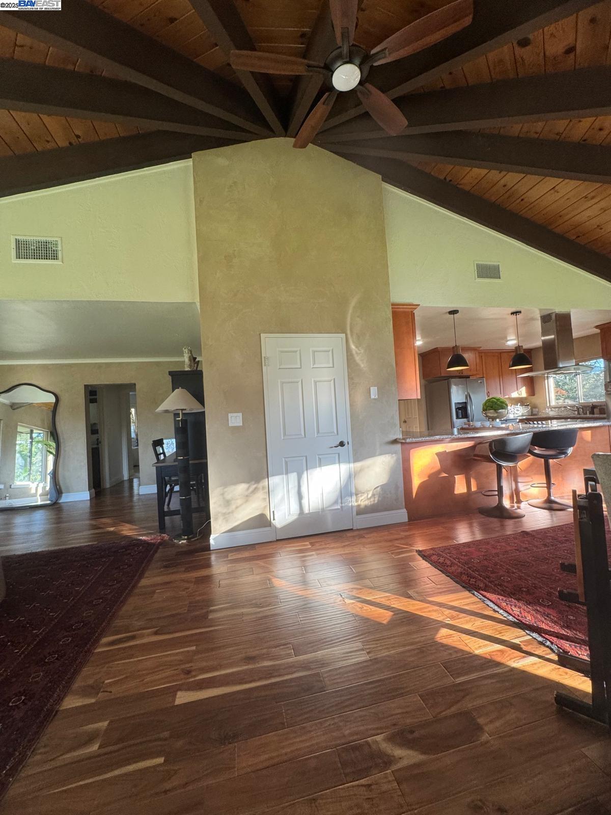 Detail Gallery Image 8 of 47 For 188 Country Club Ln, Napa,  CA 94558 - 4 Beds | 3 Baths