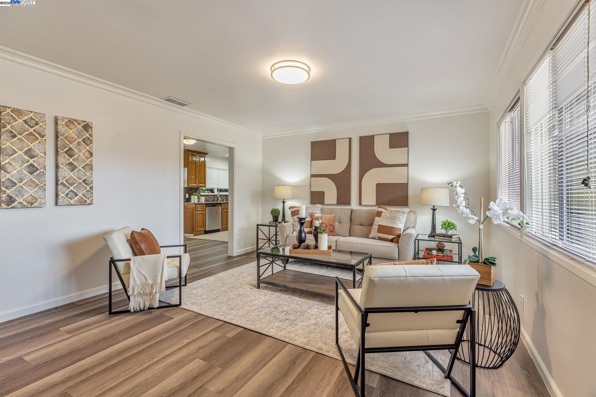 Detail Gallery Image 2 of 29 For 7600 Ironwood Dr, Dublin,  CA 94568 - 3 Beds | 2 Baths