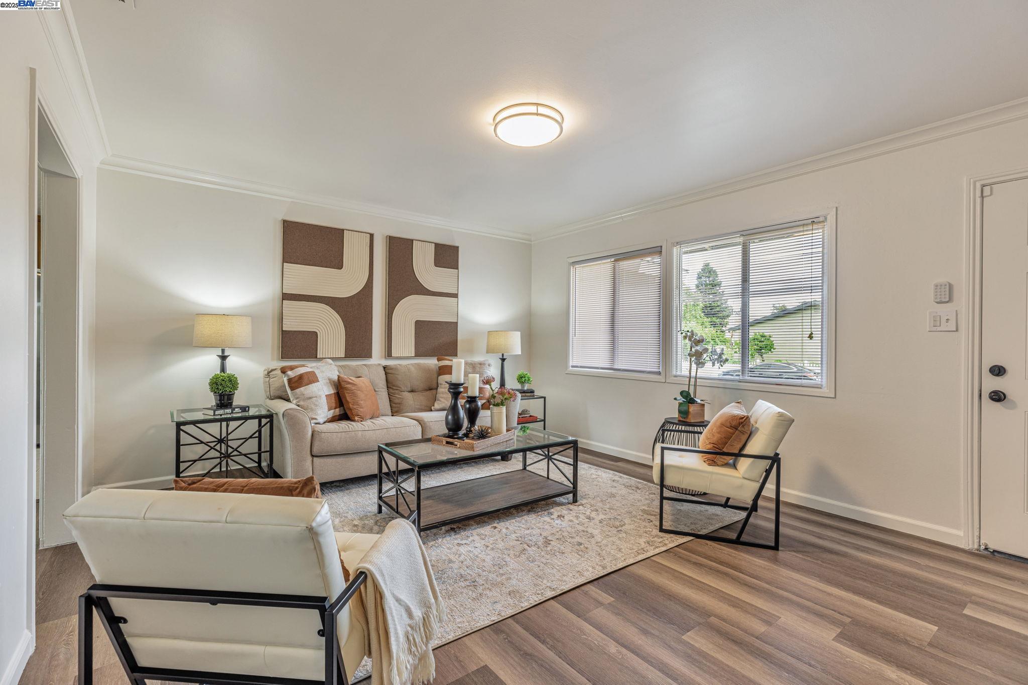 Detail Gallery Image 3 of 29 For 7600 Ironwood Dr, Dublin,  CA 94568 - 3 Beds | 2 Baths