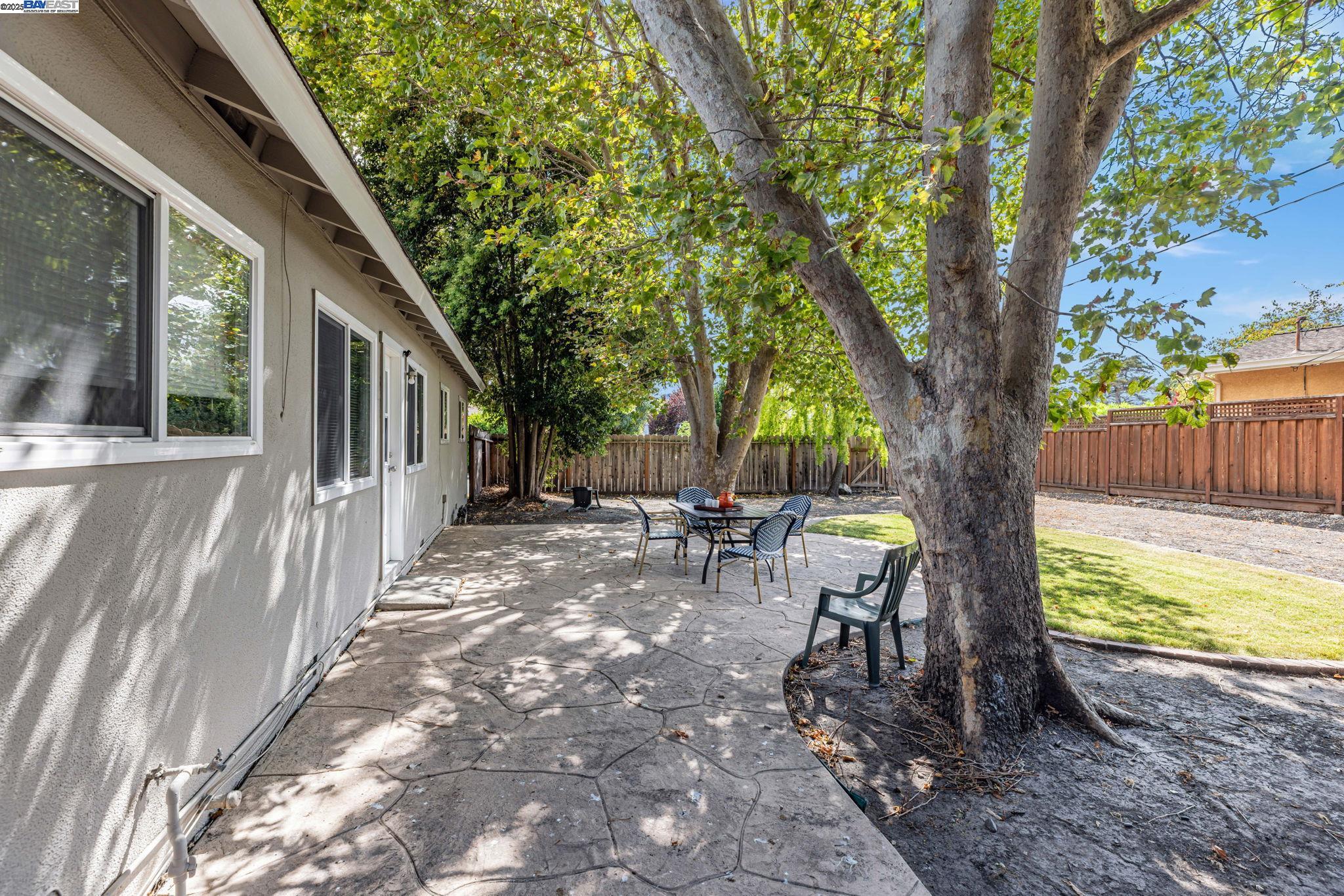 Detail Gallery Image 27 of 29 For 7600 Ironwood Dr, Dublin,  CA 94568 - 3 Beds | 2 Baths