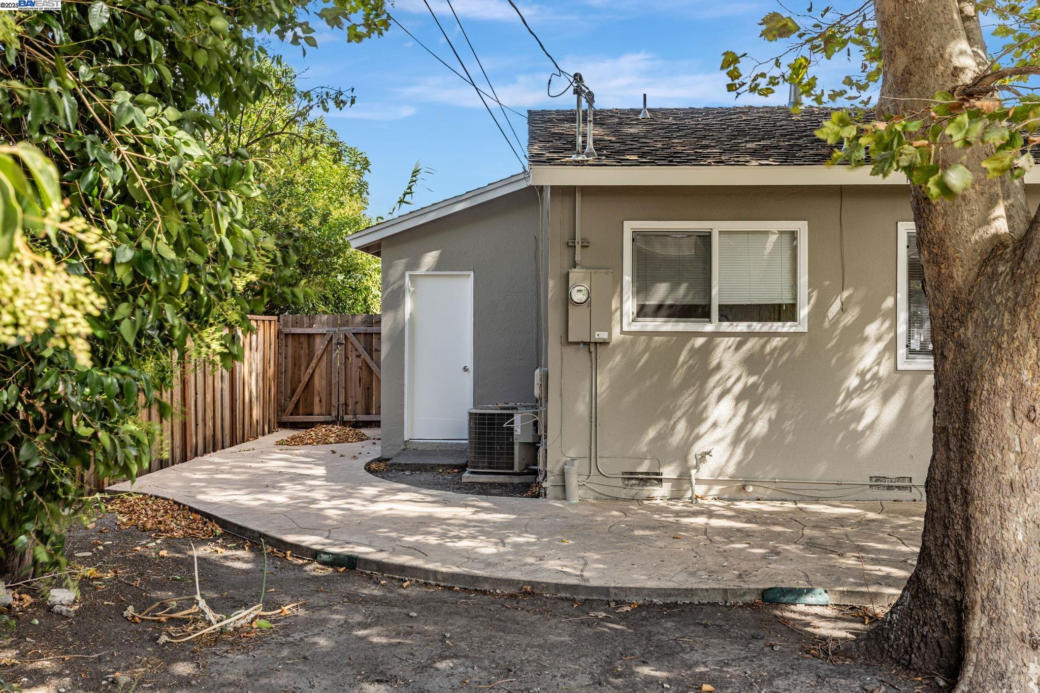 Detail Gallery Image 28 of 29 For 7600 Ironwood Dr, Dublin,  CA 94568 - 3 Beds | 2 Baths