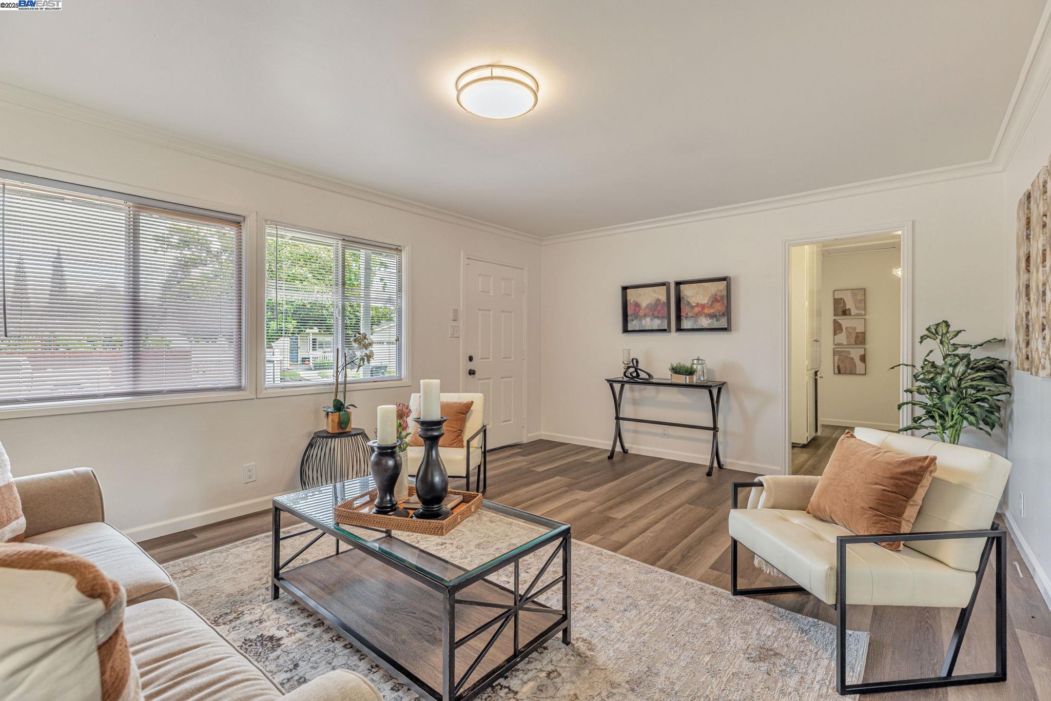 Detail Gallery Image 4 of 29 For 7600 Ironwood Dr, Dublin,  CA 94568 - 3 Beds | 2 Baths