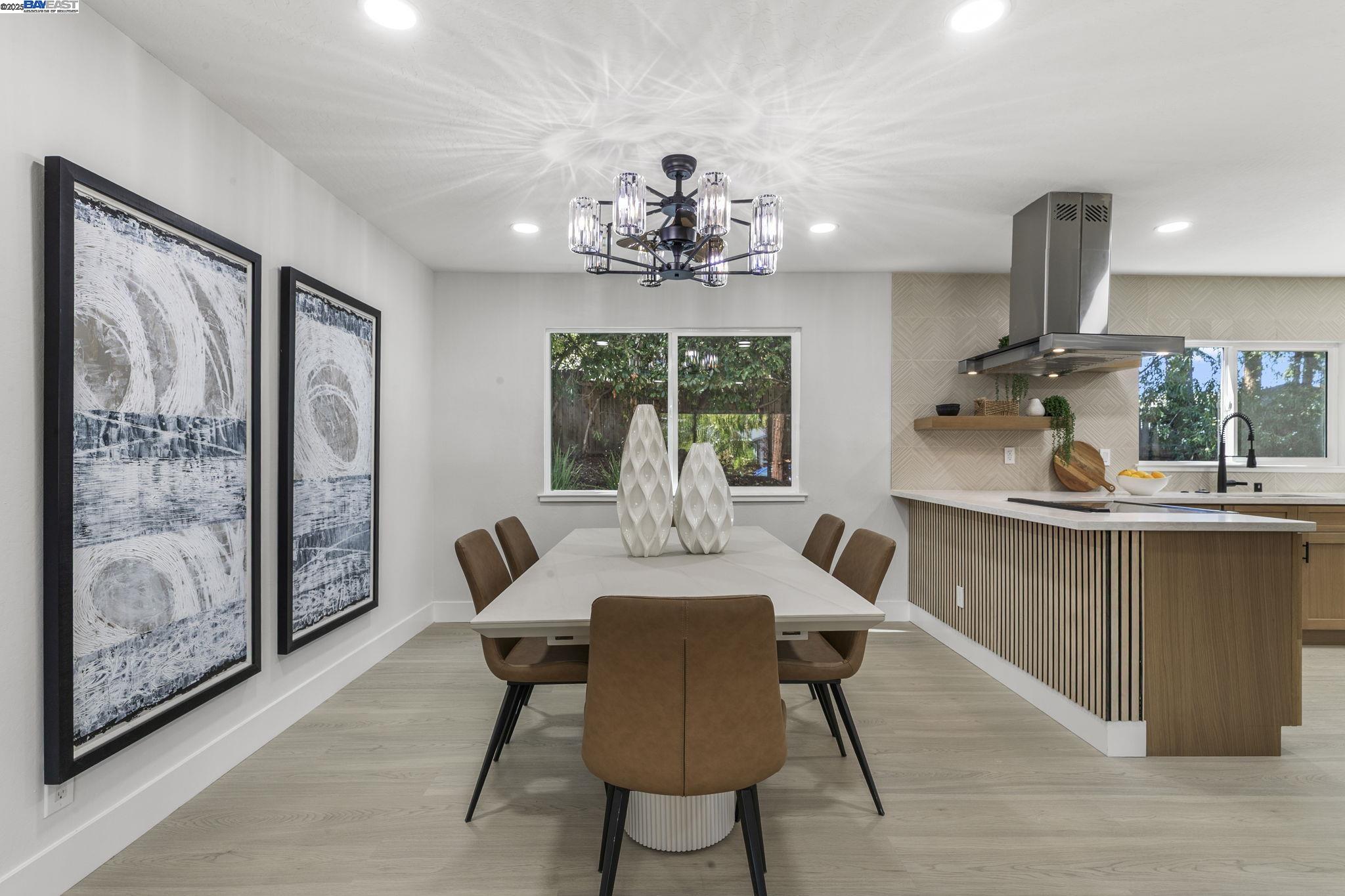Detail Gallery Image 12 of 60 For 74 Hazelnut Ct, San Ramon,  CA 94583 - 5 Beds | 3/1 Baths