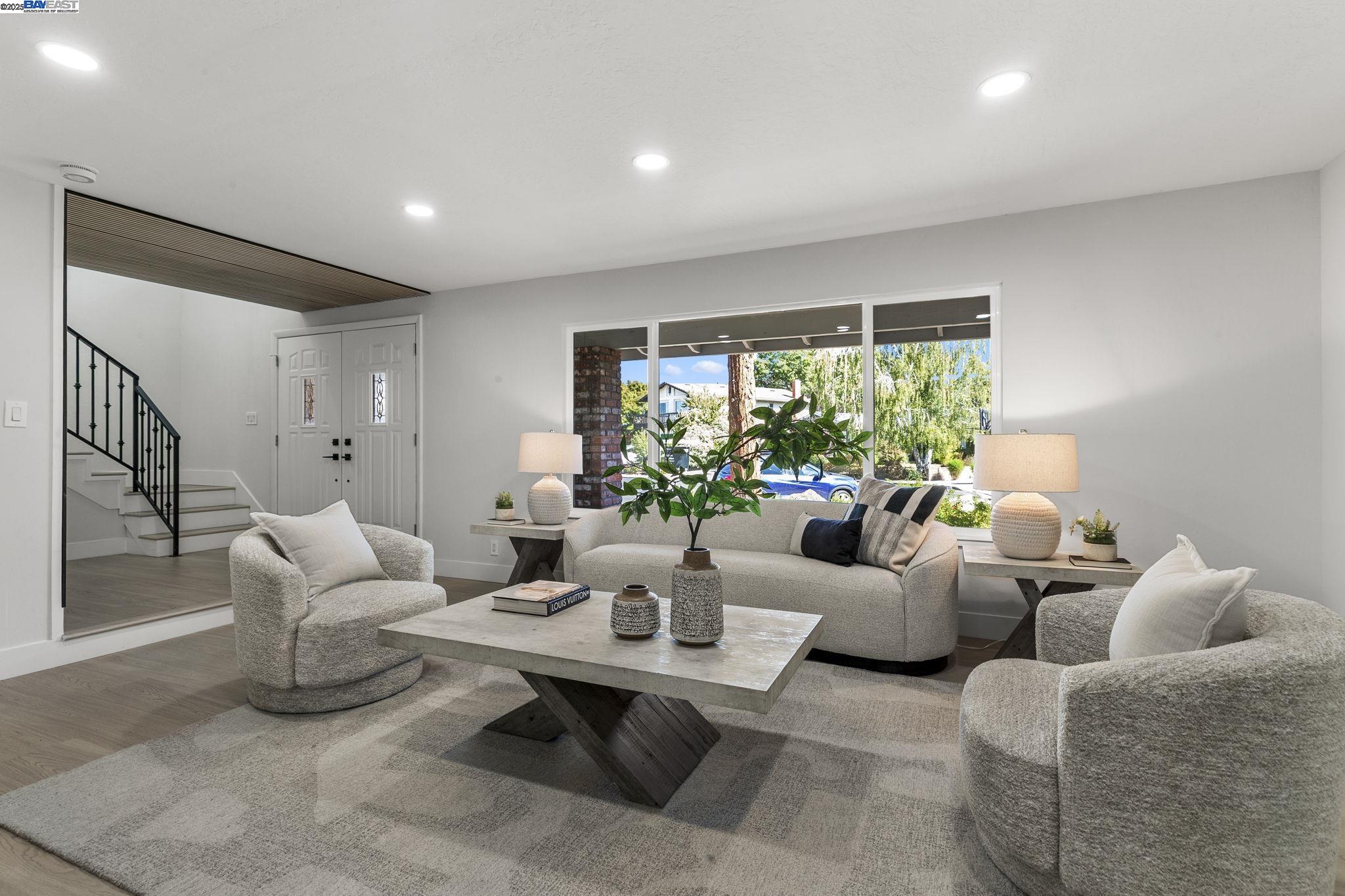 Detail Gallery Image 7 of 60 For 74 Hazelnut Ct, San Ramon,  CA 94583 - 5 Beds | 3/1 Baths