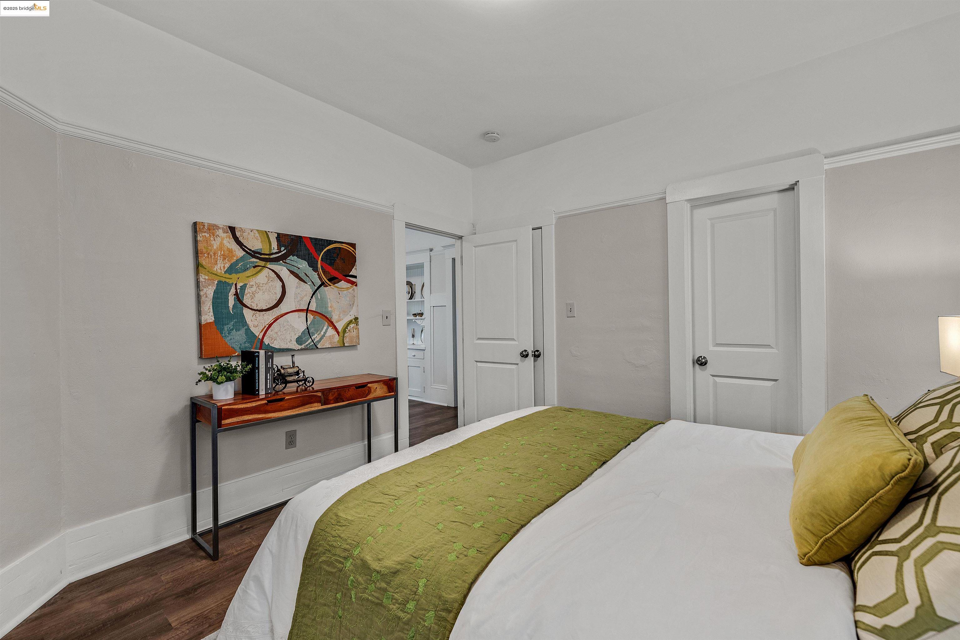 Detail Gallery Image 17 of 33 For 1641 E 20th Street, Oakland,  CA 94606 - 2 Beds | 1 Baths