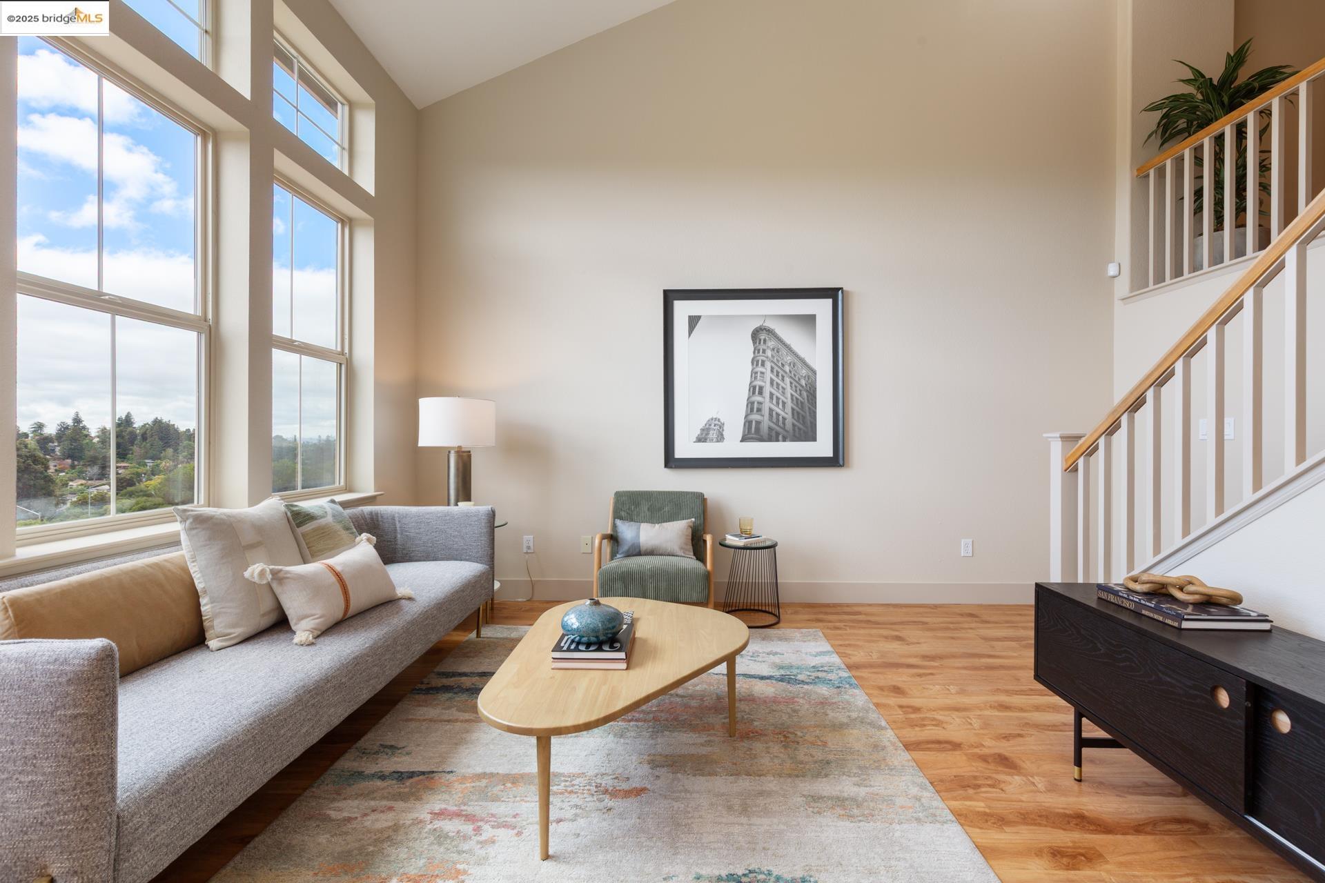 Photo #2: 41111237 Listing 