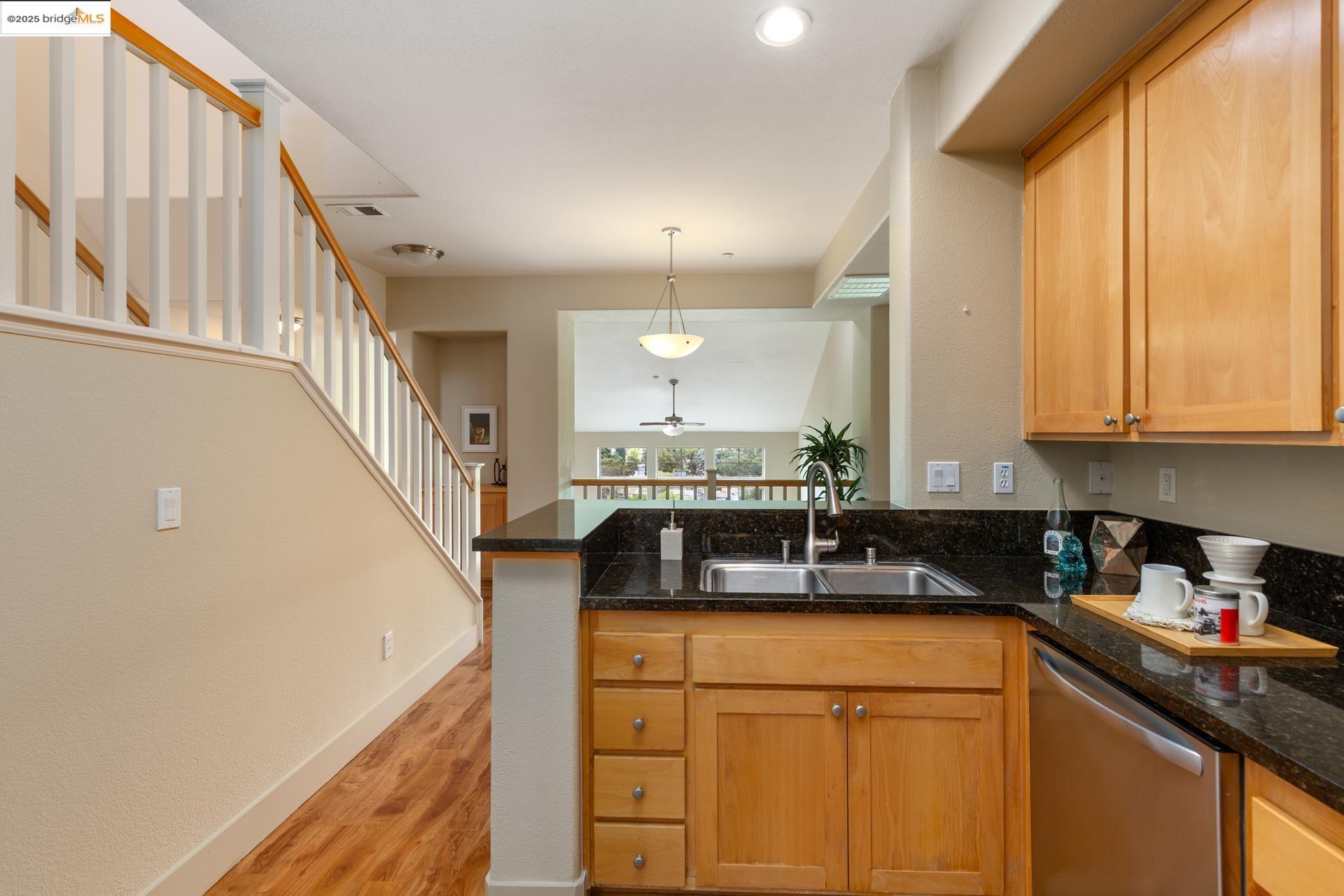 Photo #11: 41111237 Listing: Photo #11