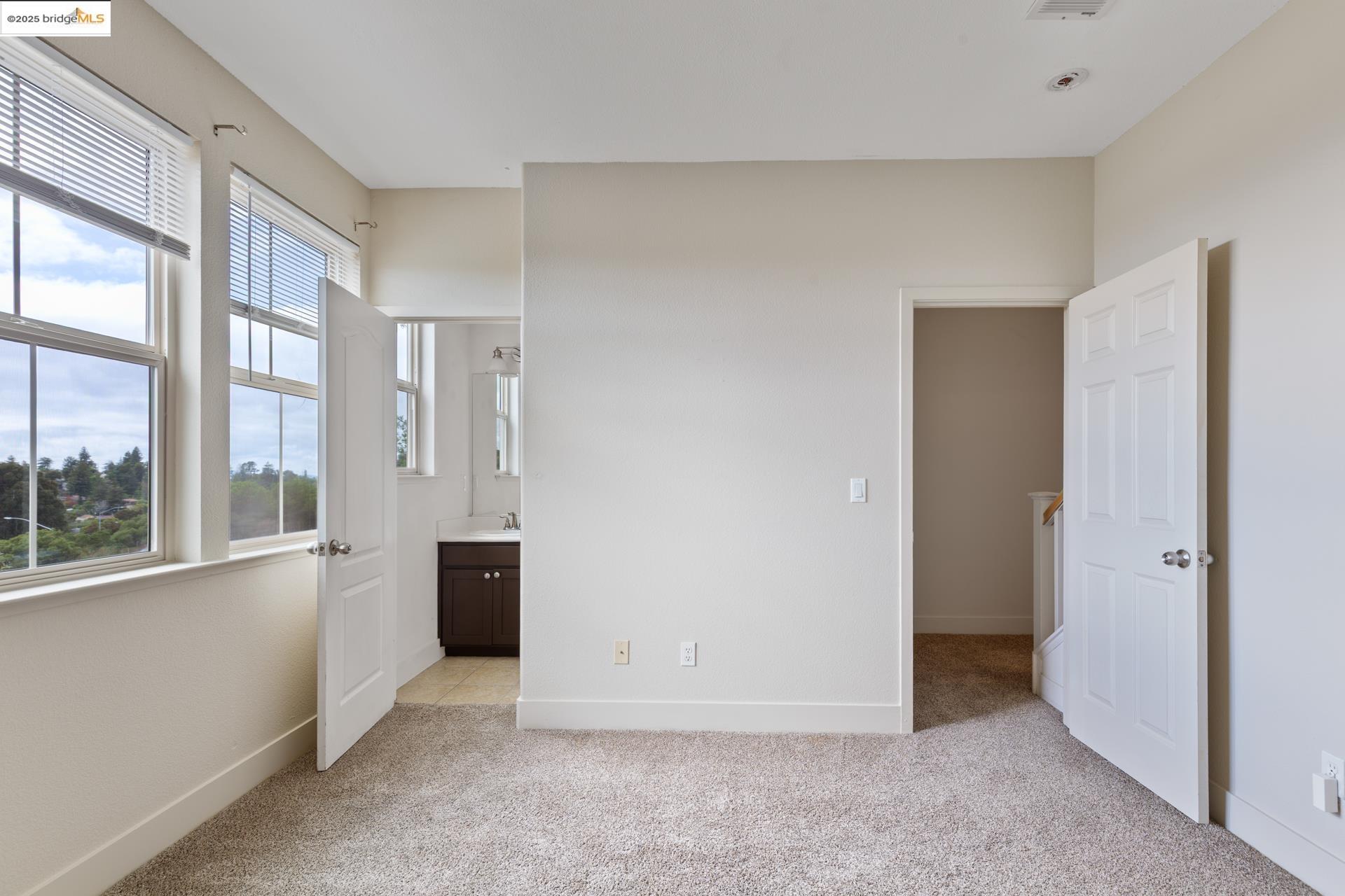Photo #27: 41111237 Listing: Photo #27