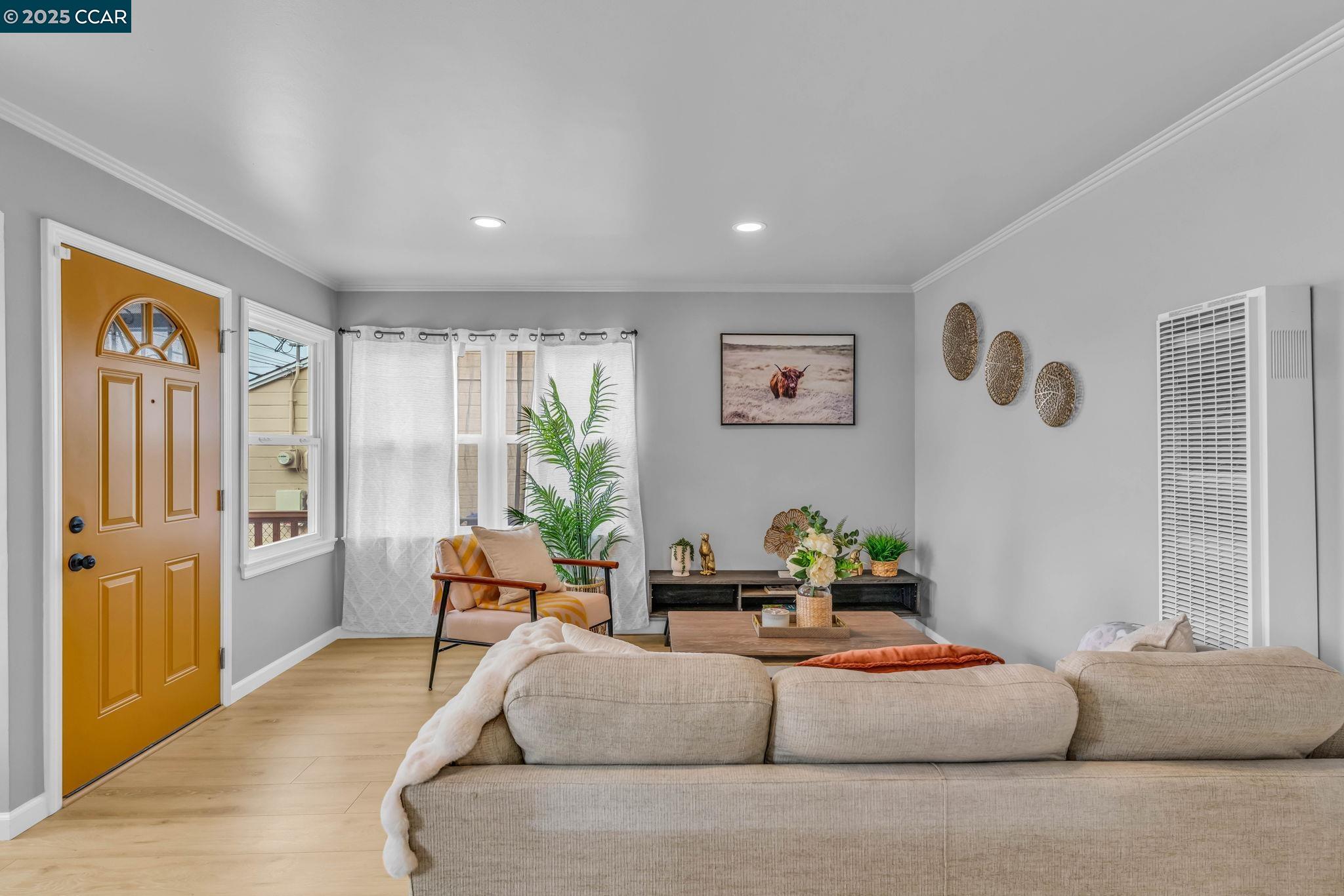 Detail Gallery Image 12 of 56 For 1827 Rheem Ave, Richmond,  CA 94801 - 2 Beds | 1 Baths
