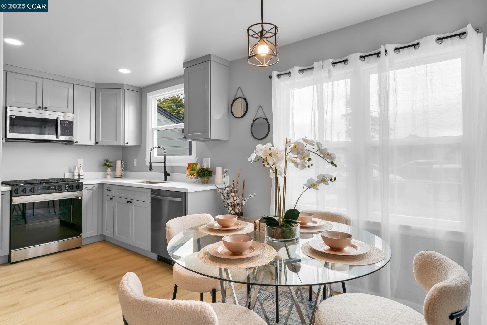 Detail Gallery Image 15 of 56 For 1827 Rheem Ave, Richmond,  CA 94801 - 2 Beds | 1 Baths