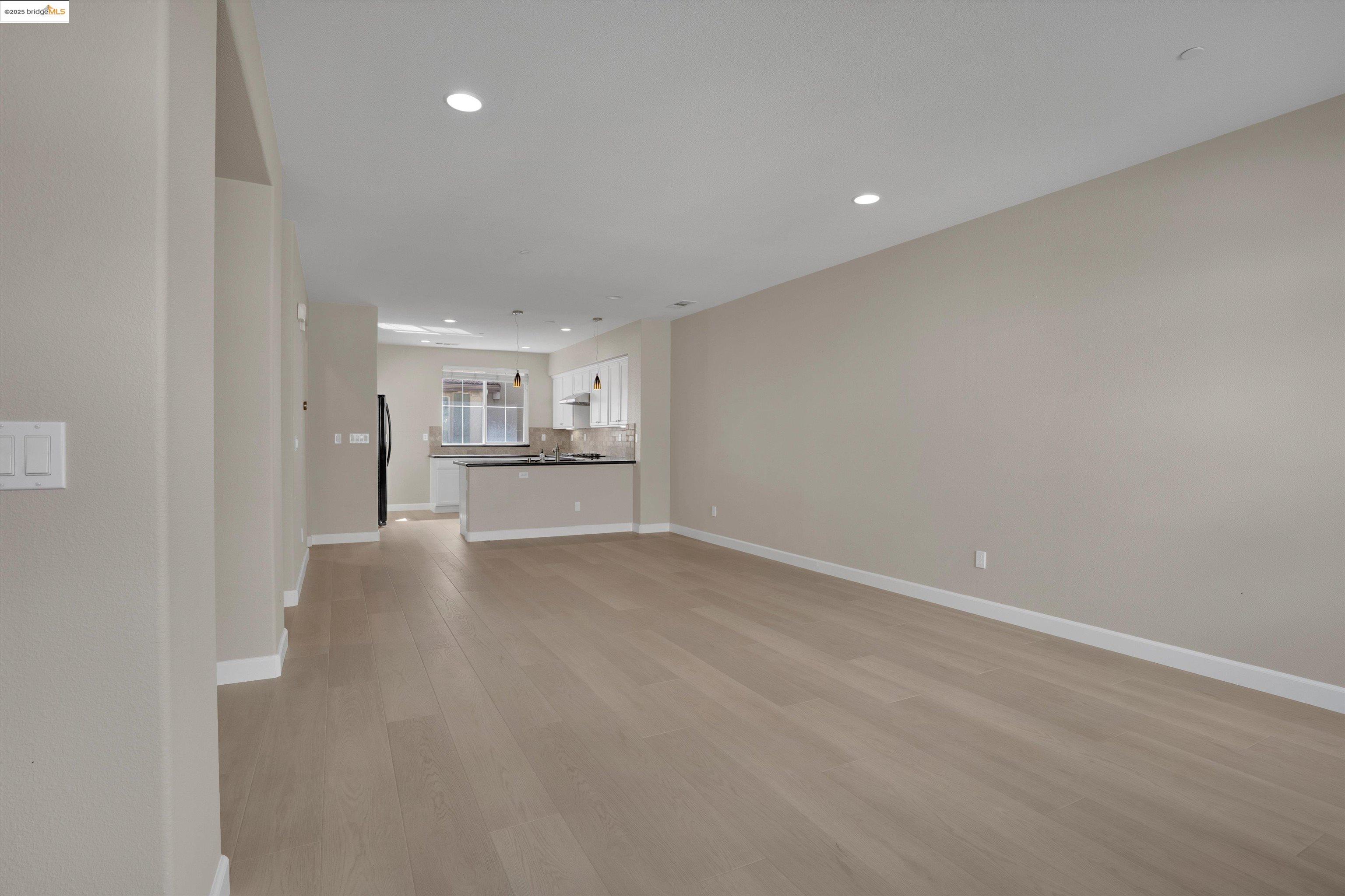Photo #14: 41111244 Listing: Photo #14