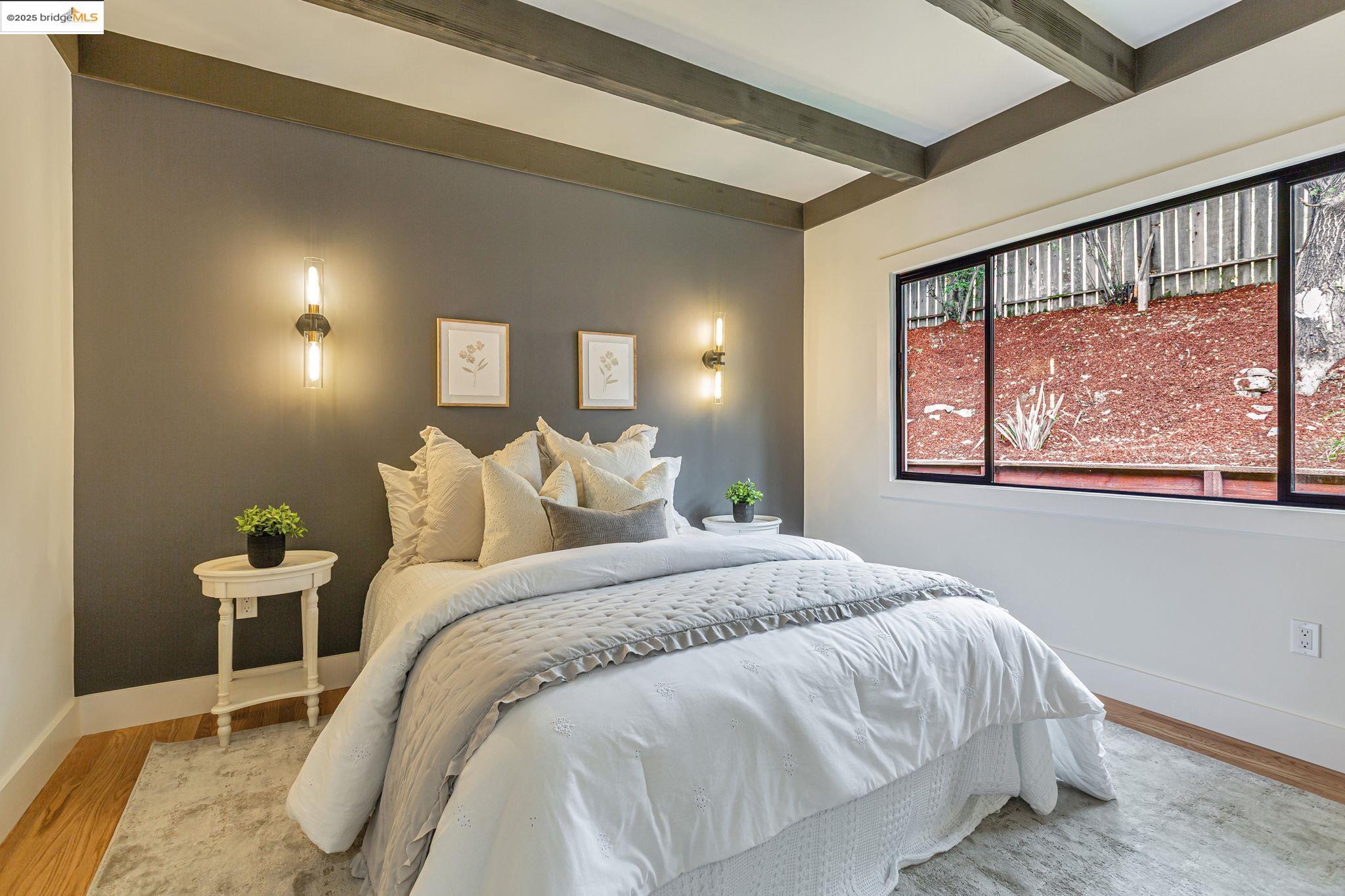 Detail Gallery Image 20 of 44 For 2 Hillcrest Ct, San Anselmo,  CA 94960 - 3 Beds | 2 Baths