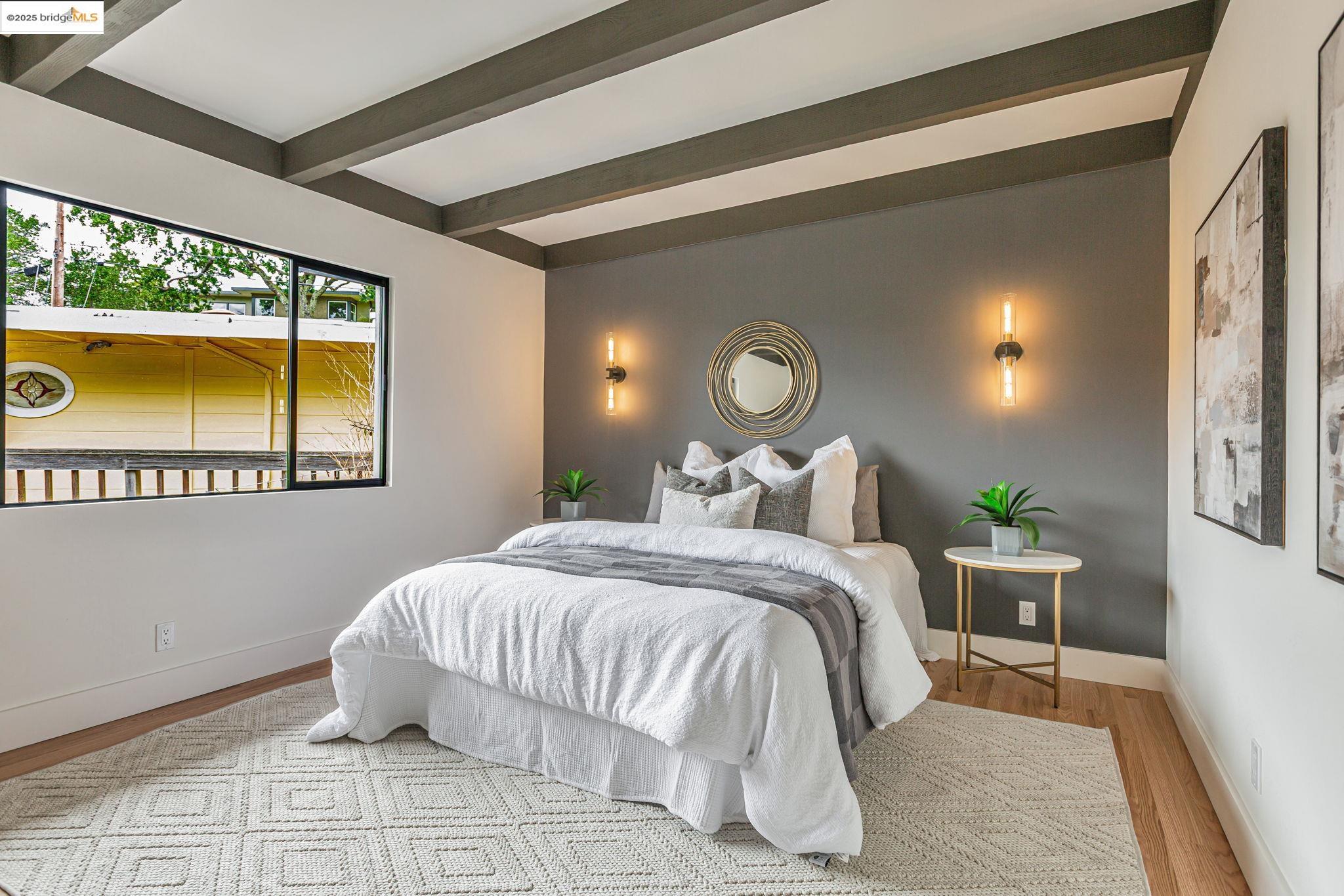 Detail Gallery Image 23 of 44 For 2 Hillcrest Ct, San Anselmo,  CA 94960 - 3 Beds | 2 Baths