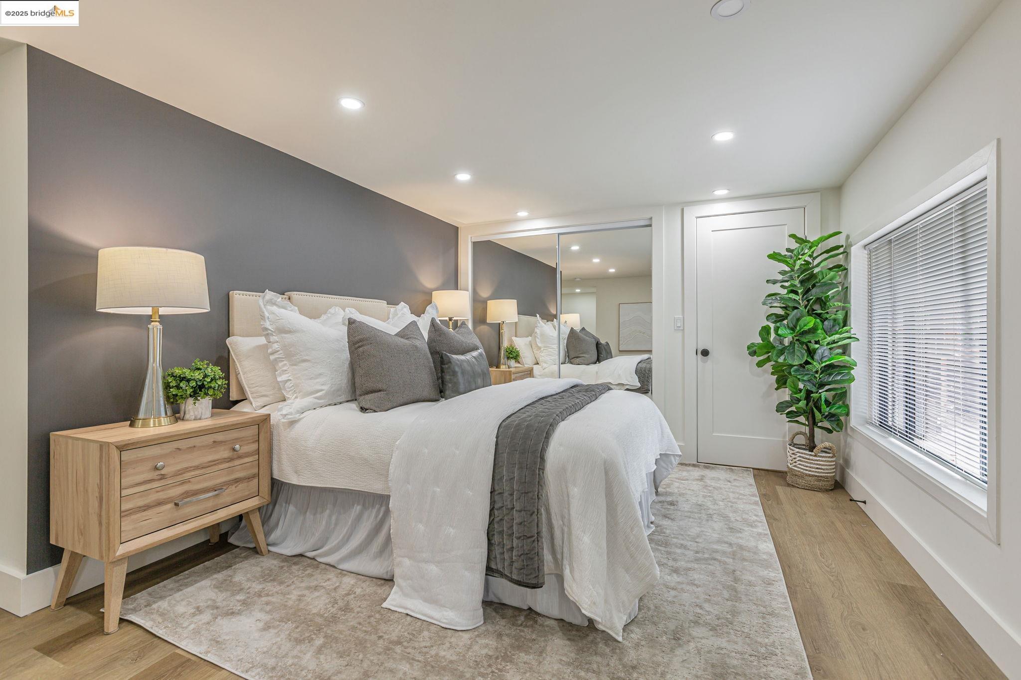 Detail Gallery Image 26 of 44 For 2 Hillcrest Ct, San Anselmo,  CA 94960 - 3 Beds | 2 Baths