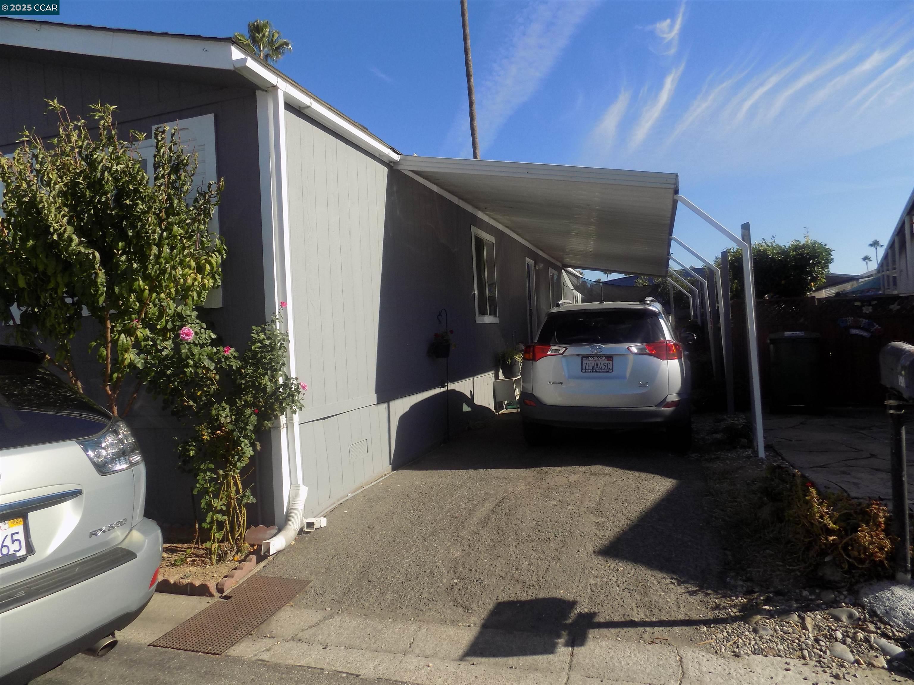 Detail Gallery Image 6 of 33 For 185 Damascus Loop, Pacheco,  CA 94553 - 4 Beds | 2 Baths