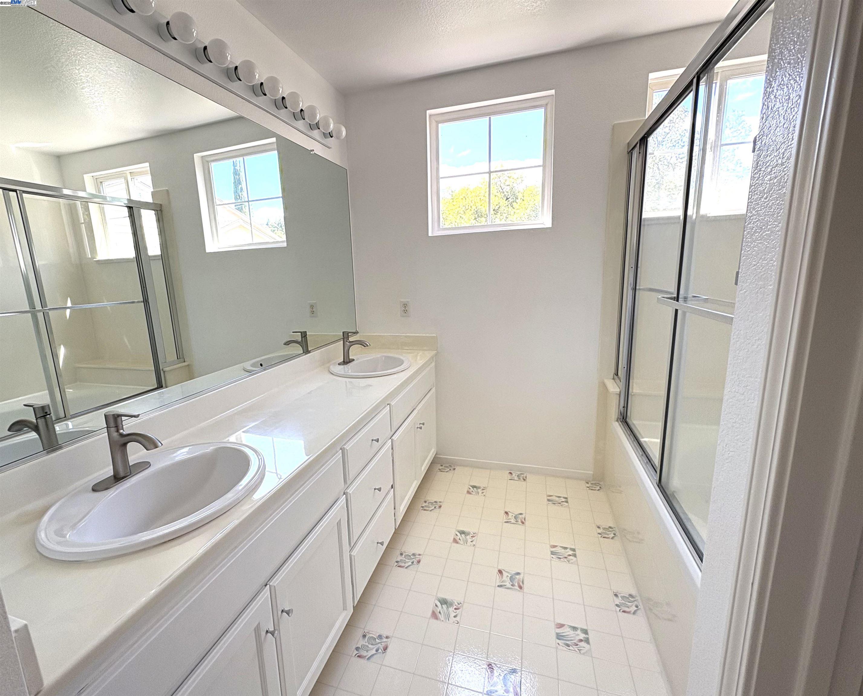 Photo #4: 41111250 Listing 
