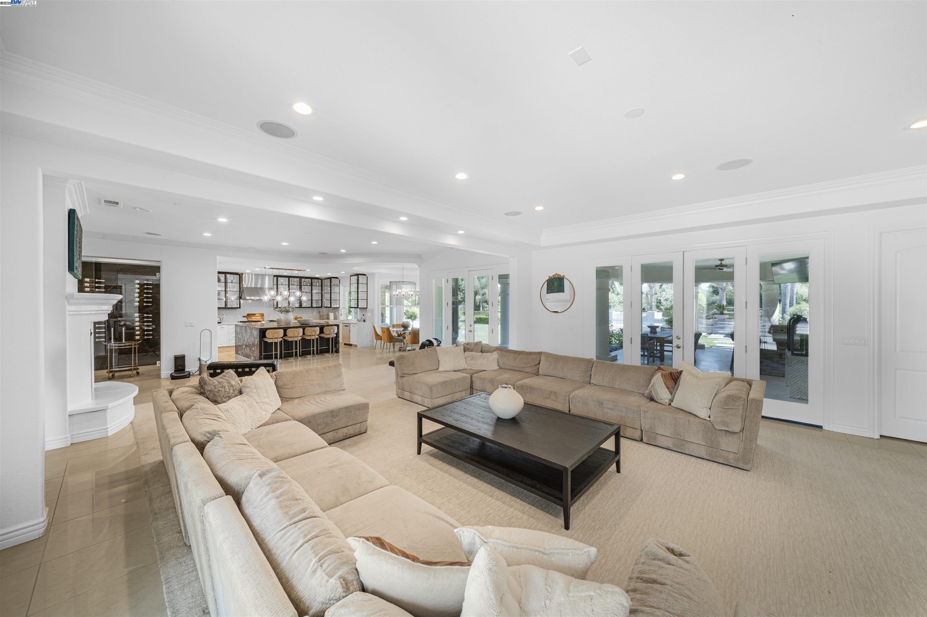 Detail Gallery Image 17 of 23 For Waterwell Way, Tracy,  CA 95304 - 7 Beds | 6/1 Baths