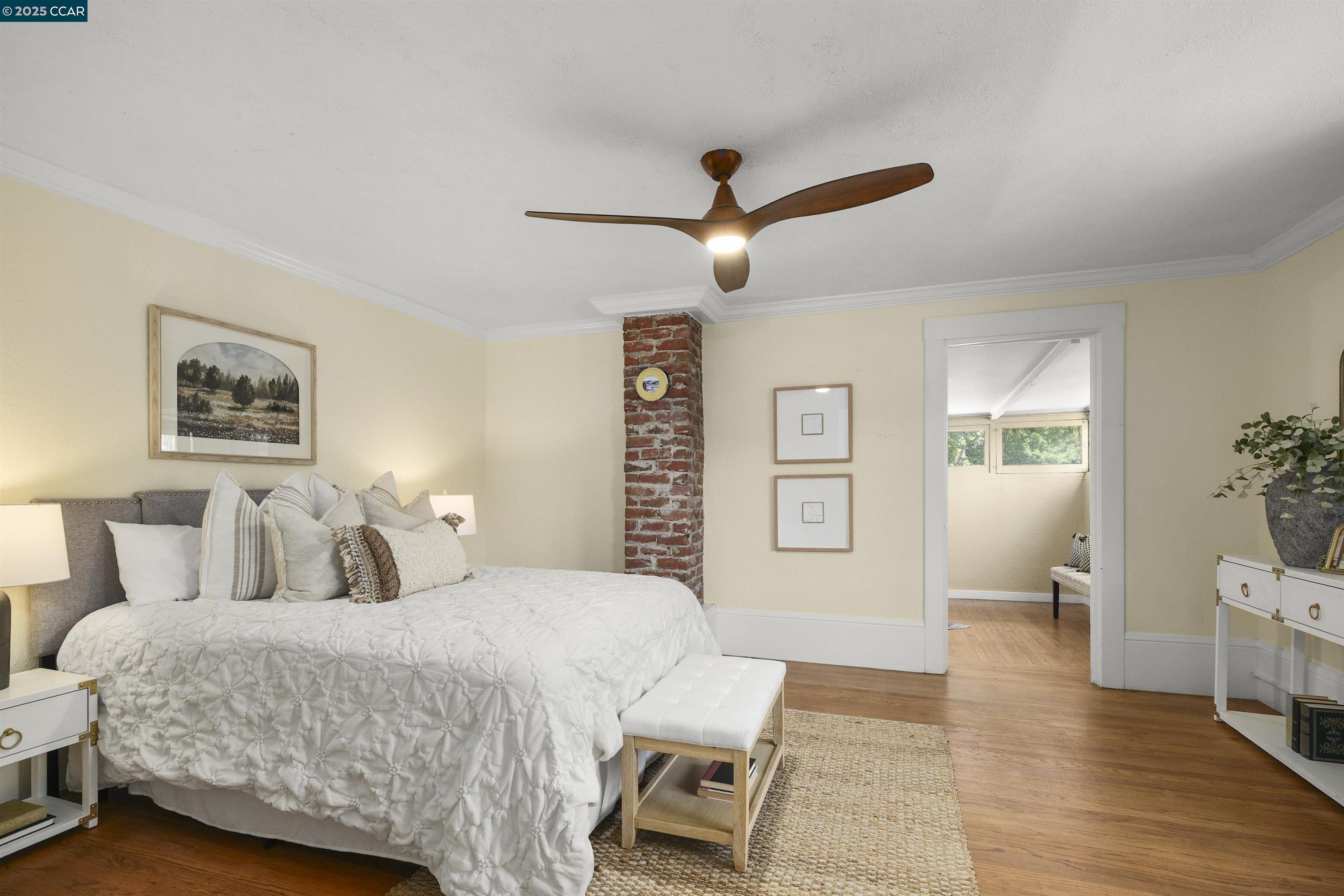 Detail Gallery Image 21 of 30 For 484 Forest St, Oakland,  CA 94618 - 2 Beds | 1/1 Baths