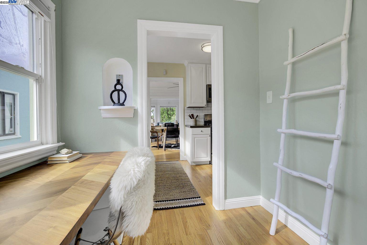 Detail Gallery Image 20 of 44 For 6120 Camden St, Oakland,  CA 94605 - 3 Beds | 2 Baths