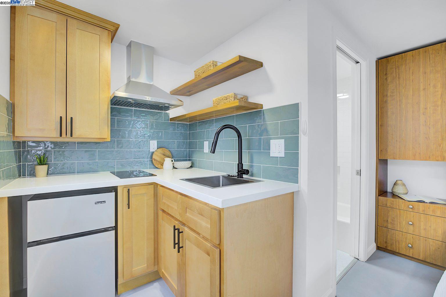 Detail Gallery Image 42 of 44 For 6120 Camden St, Oakland,  CA 94605 - 3 Beds | 2 Baths