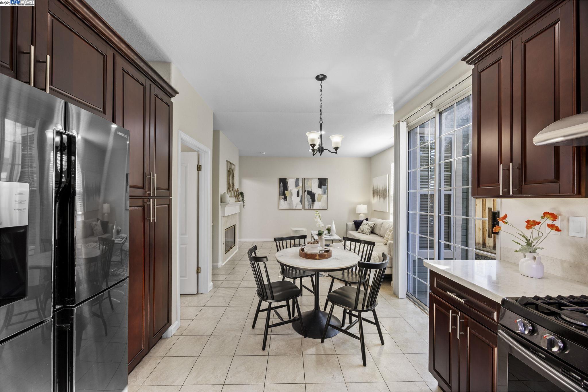 Detail Gallery Image 19 of 37 For 4325 Horner St, Union City,  CA 94587 - 4 Beds | 2/1 Baths