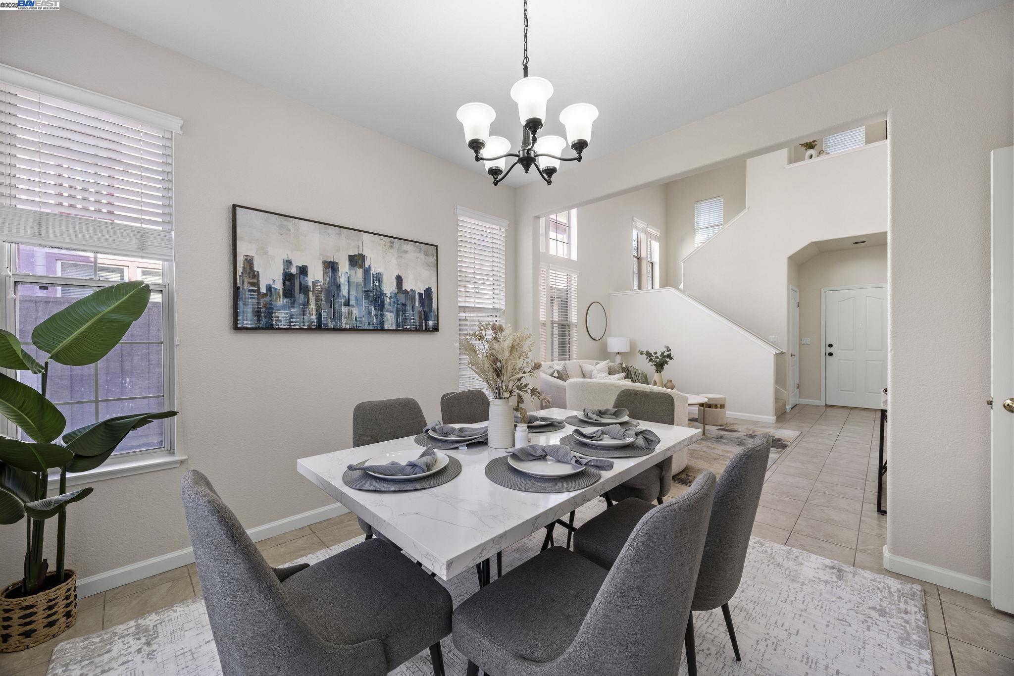 Detail Gallery Image 10 of 37 For 4325 Horner St, Union City,  CA 94587 - 4 Beds | 2/1 Baths