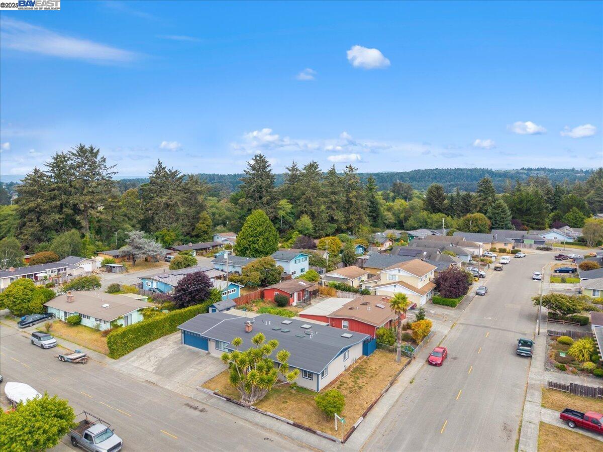 Detail Gallery Image 38 of 41 For 2523 Alder, McKinleyville,  CA 95519 - 3 Beds | 2 Baths