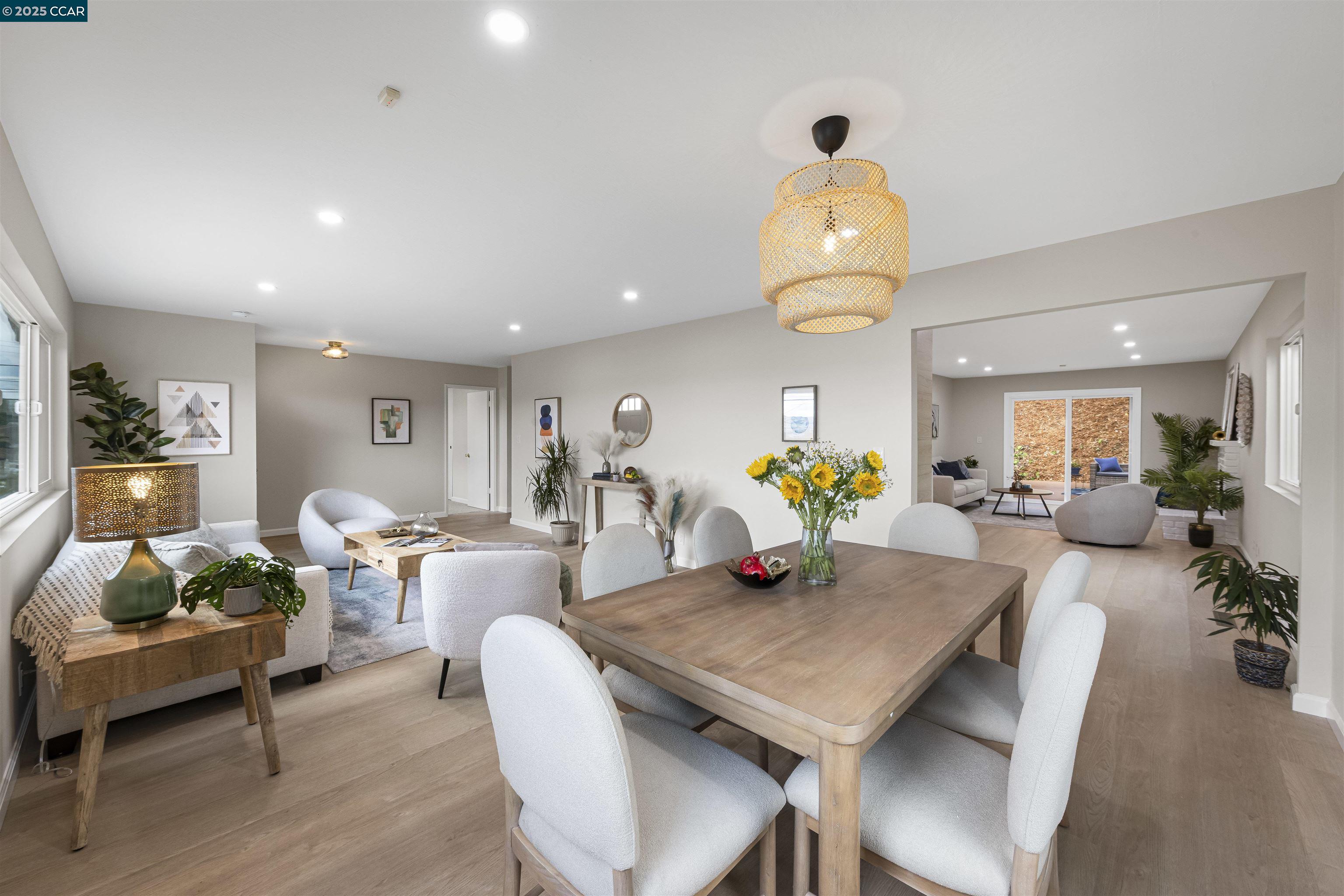 Detail Gallery Image 10 of 50 For 16639 Selby Dr, Castro Valley,  CA 94578 - 5 Beds | 2 Baths