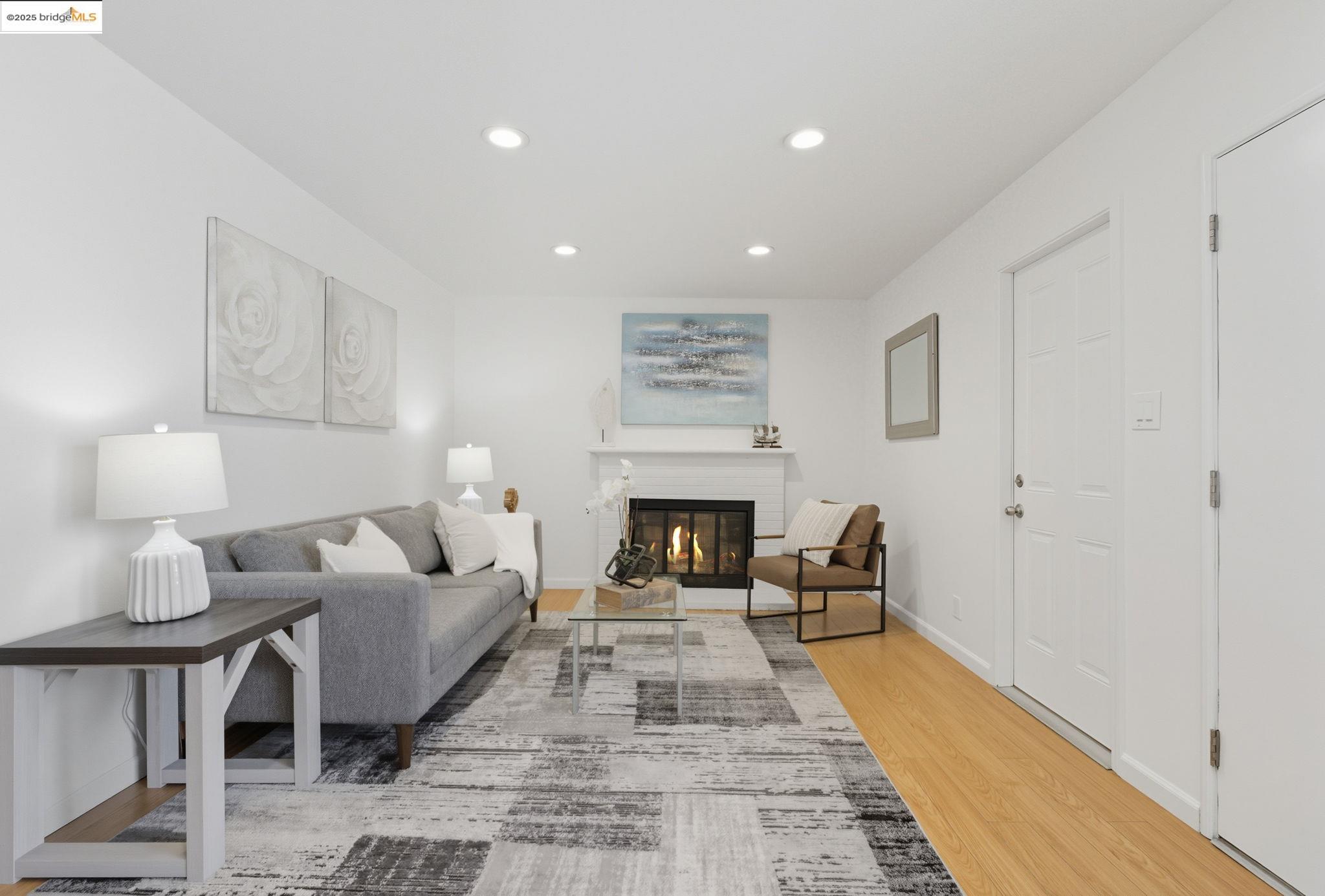 Detail Gallery Image 13 of 53 For 420 S 38th St, Richmond,  CA 94804 - 3 Beds | 1 Baths
