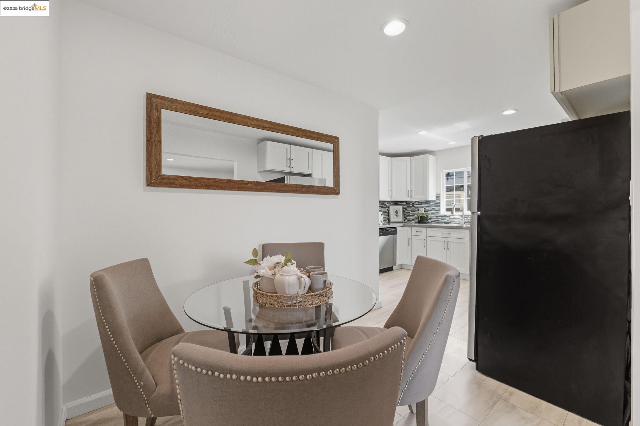 Detail Gallery Image 19 of 53 For 420 S 38th St, Richmond,  CA 94804 - 3 Beds | 1 Baths
