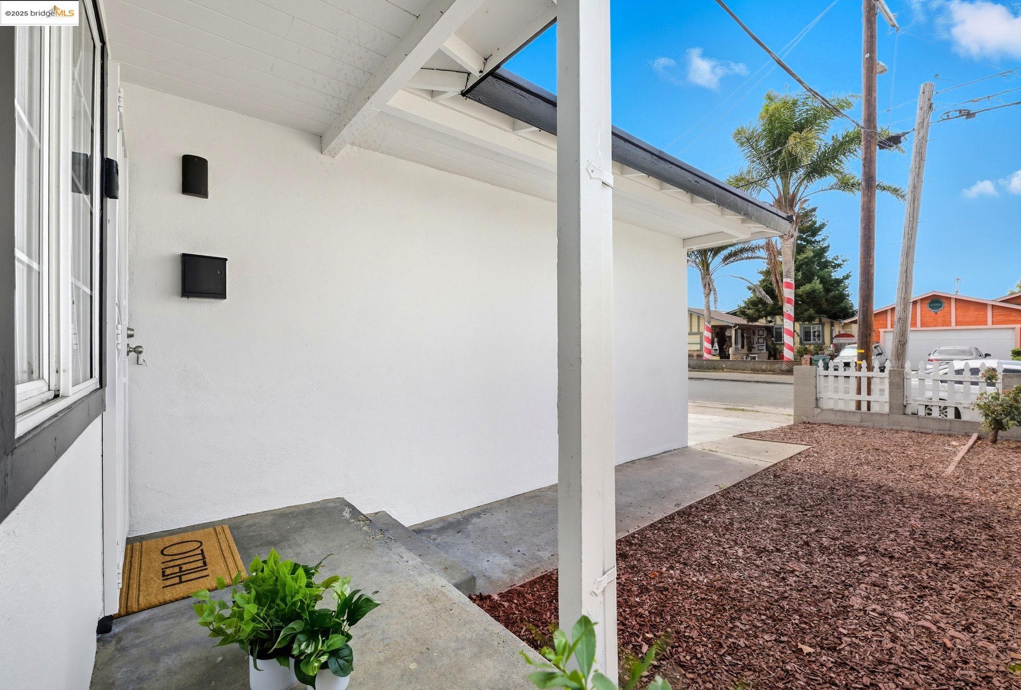 Detail Gallery Image 32 of 53 For 420 S 38th St, Richmond,  CA 94804 - 3 Beds | 1 Baths