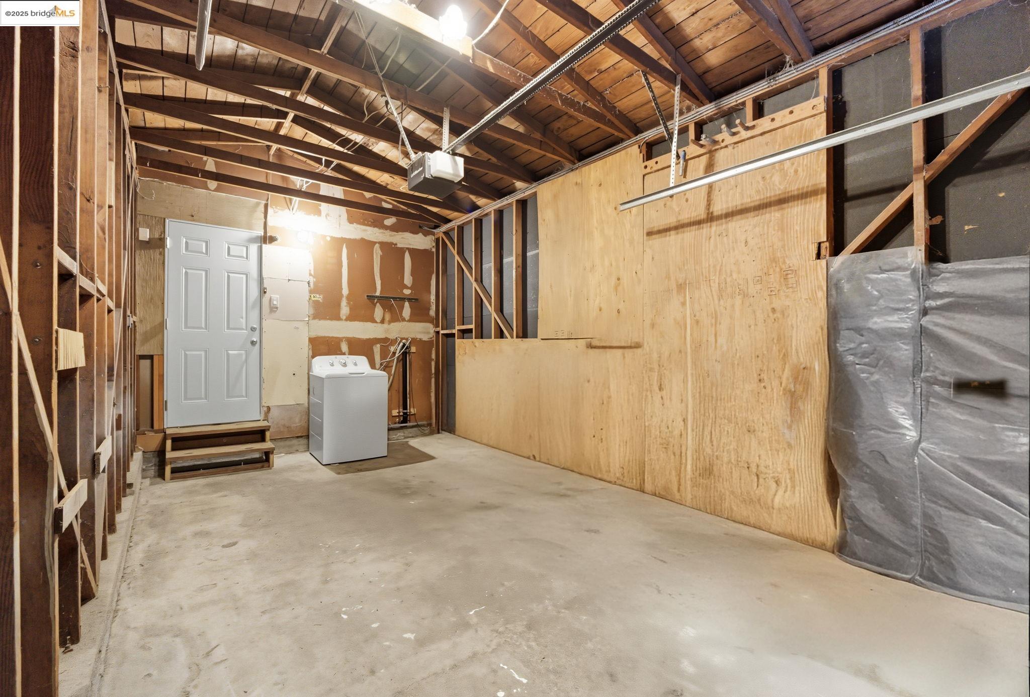 Detail Gallery Image 44 of 53 For 420 S 38th St, Richmond,  CA 94804 - 3 Beds | 1 Baths