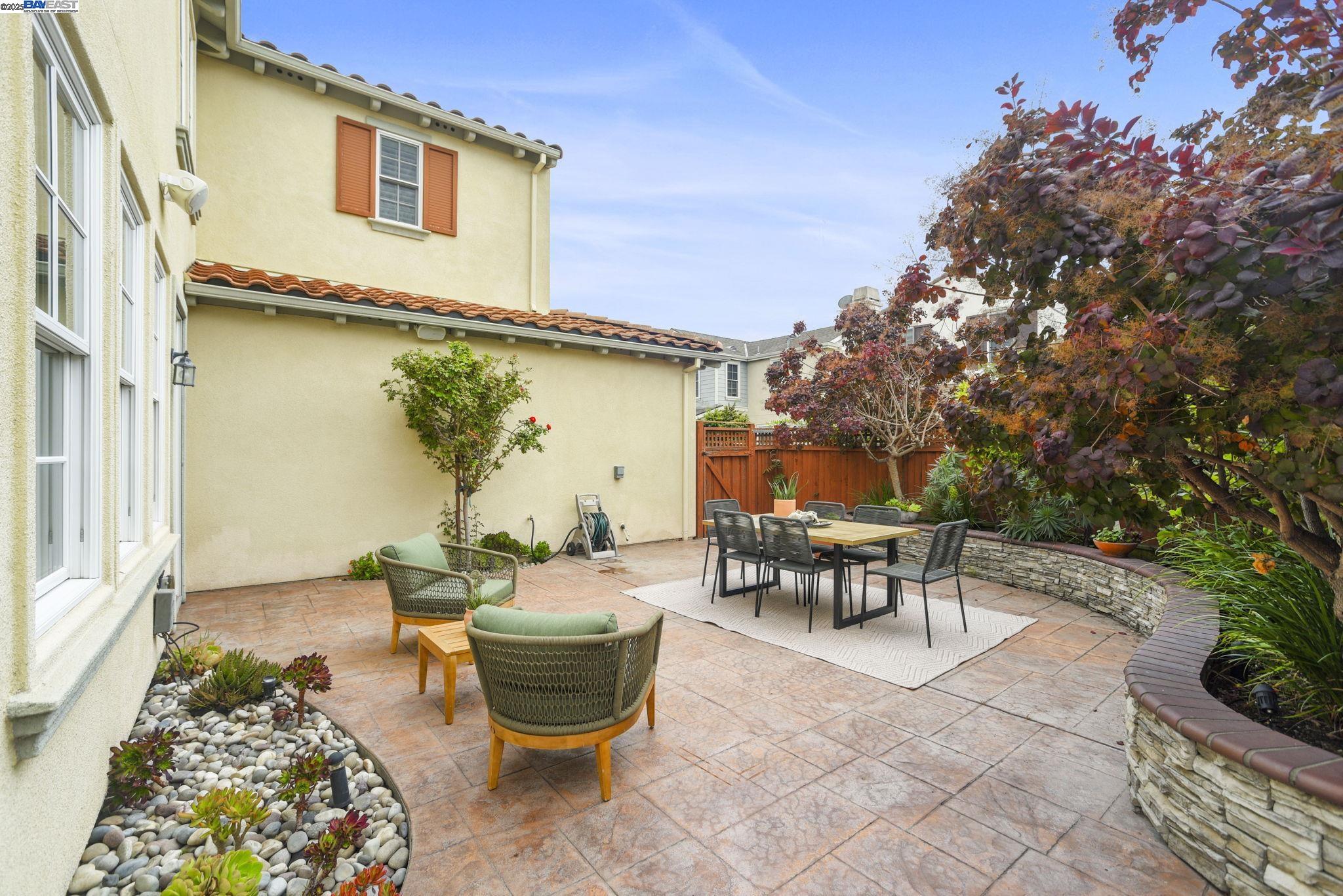 Detail Gallery Image 57 of 60 For 250 Jack London Ave, Alameda,  CA 94501 - 4 Beds | 3 Baths