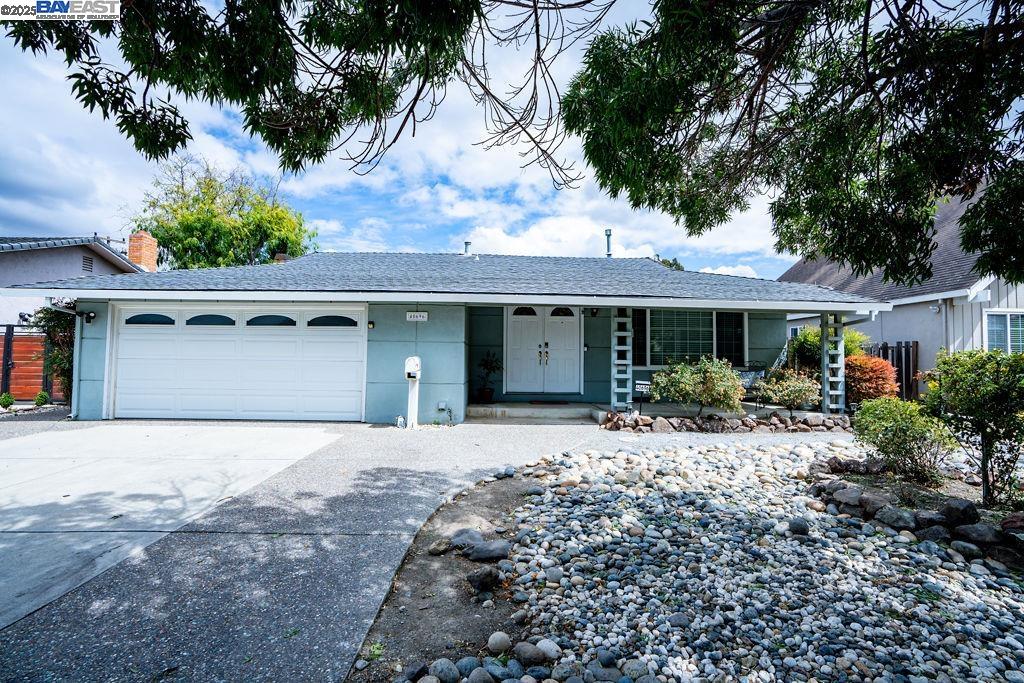 Front Image Thumbnail for BE41111271