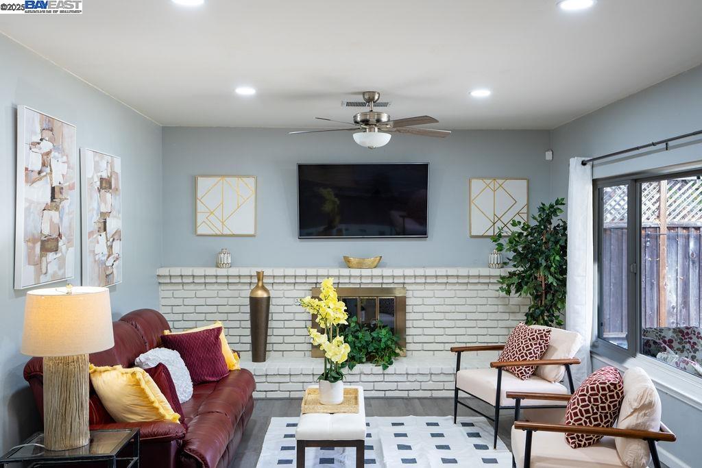 Detail Gallery Image 12 of 35 For 40696 Robin St, Fremont,  CA 94538 - 4 Beds | 2 Baths