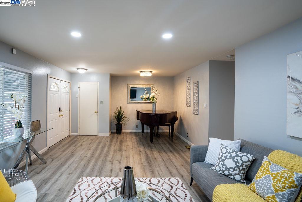 Detail Gallery Image 5 of 35 For 40696 Robin St, Fremont,  CA 94538 - 4 Beds | 2 Baths