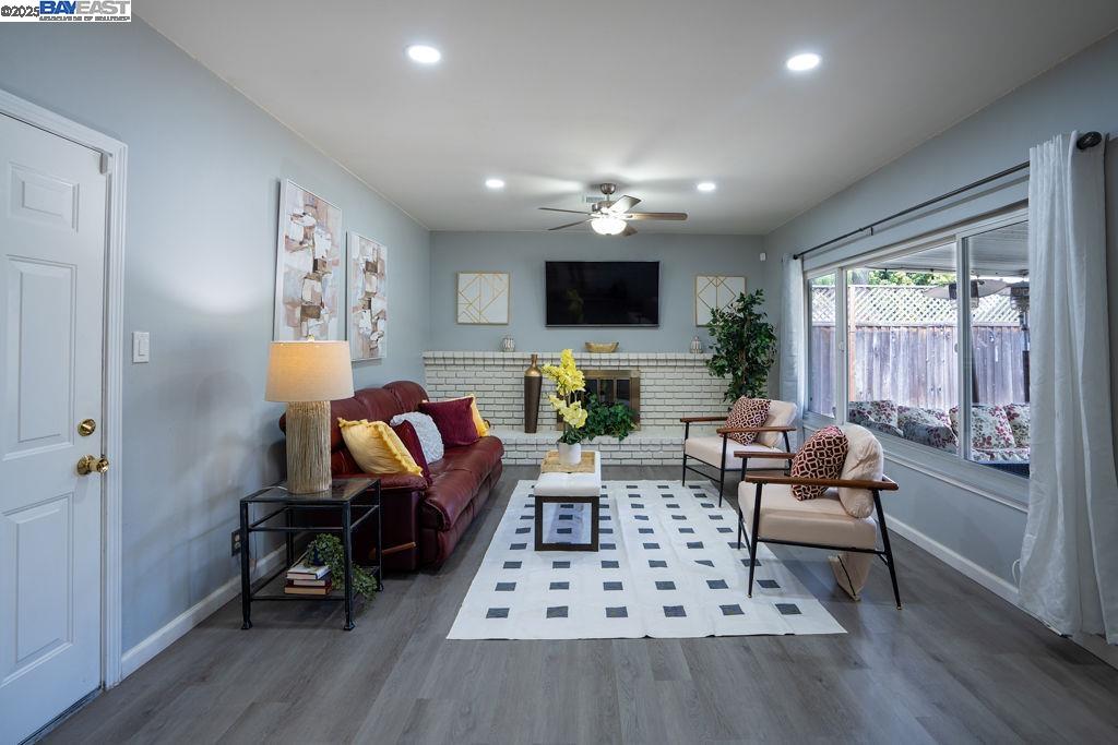 Detail Gallery Image 10 of 35 For 40696 Robin St, Fremont,  CA 94538 - 4 Beds | 2 Baths
