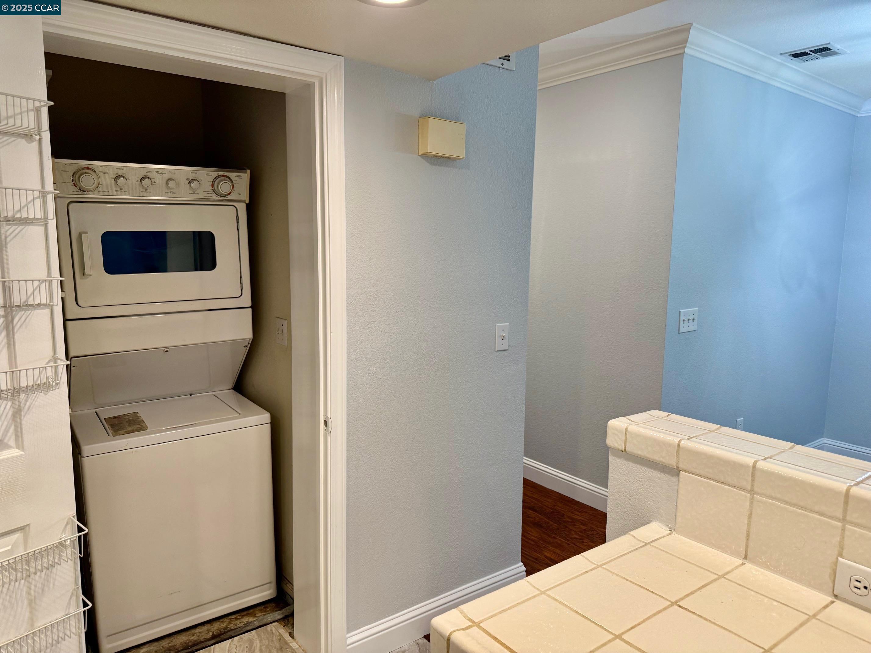 Detail Gallery Image 15 of 26 For 216 Stone Pine Ln, San Ramon,  CA 94583 - 3 Beds | 2 Baths