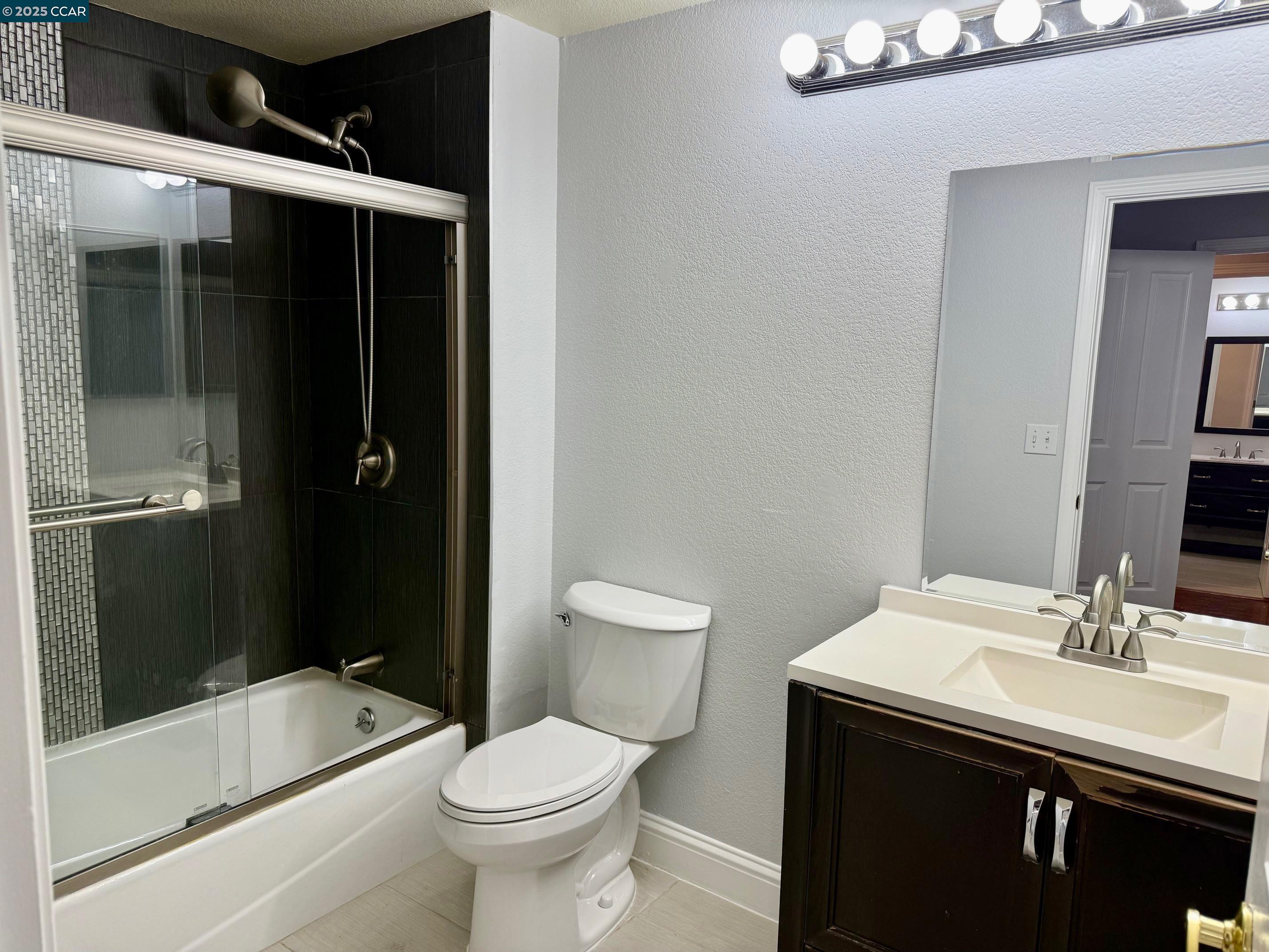 Detail Gallery Image 21 of 26 For 216 Stone Pine Ln, San Ramon,  CA 94583 - 3 Beds | 2 Baths