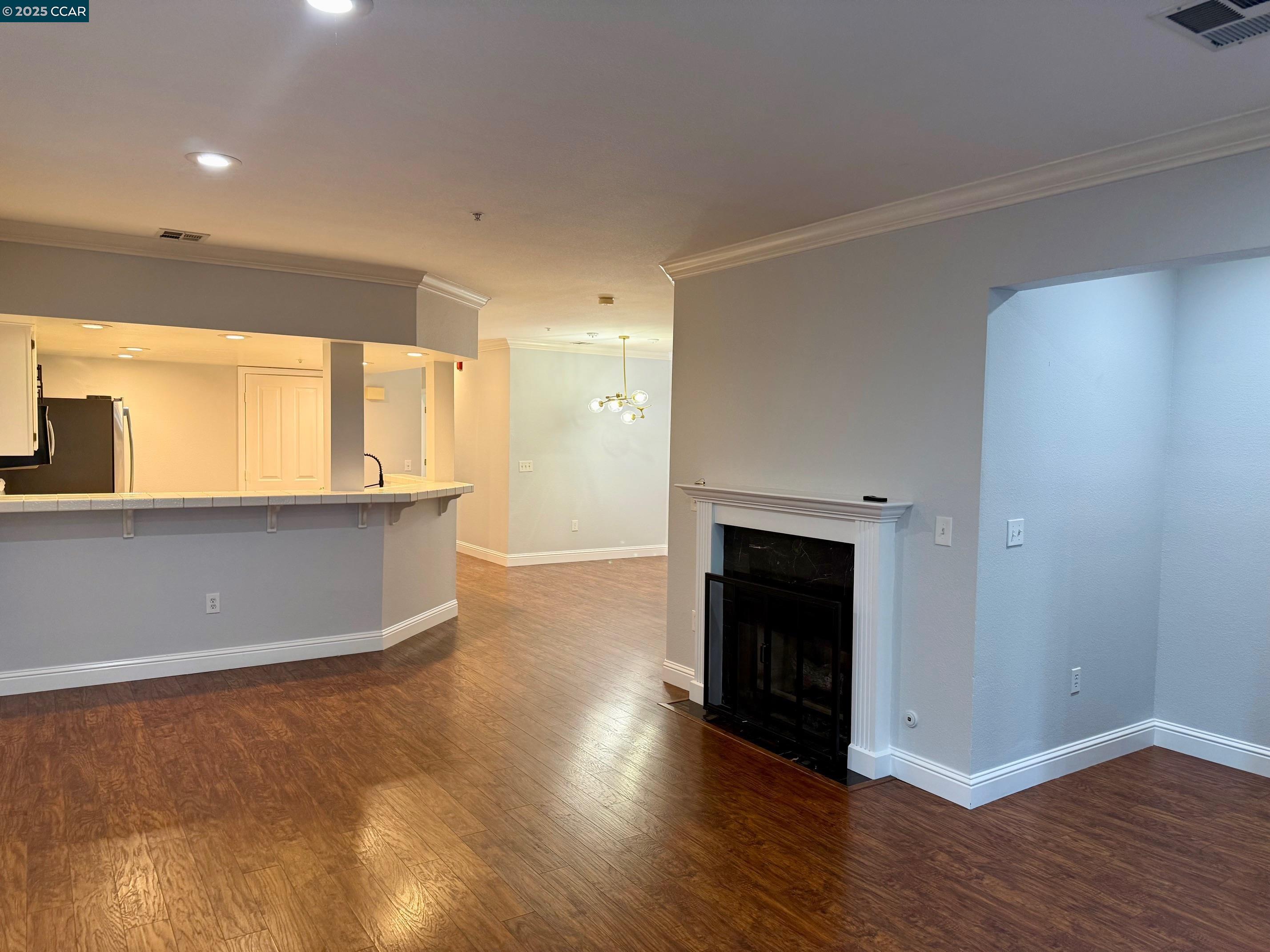 Detail Gallery Image 7 of 26 For 216 Stone Pine Ln, San Ramon,  CA 94583 - 3 Beds | 2 Baths