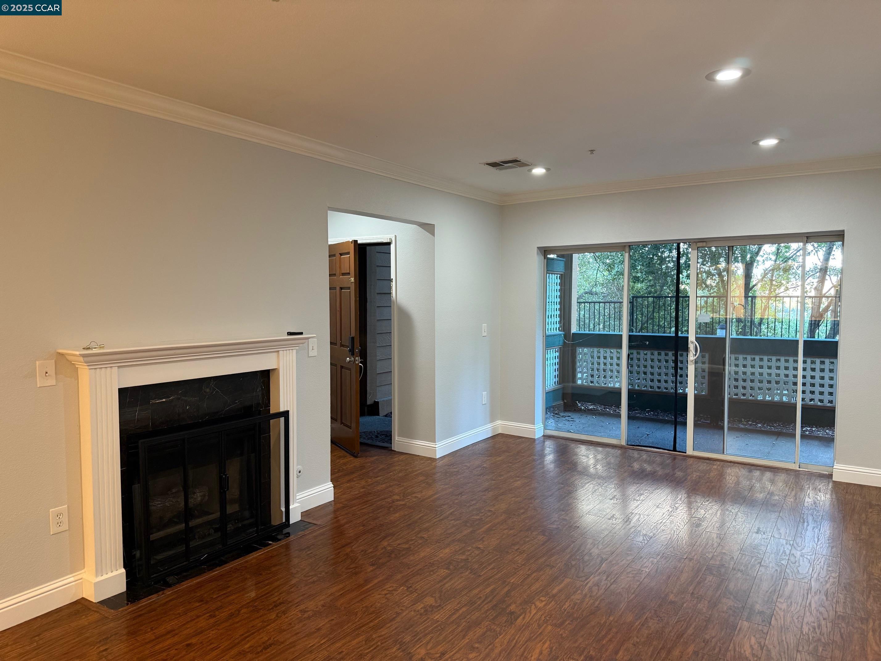Detail Gallery Image 9 of 26 For 216 Stone Pine Ln, San Ramon,  CA 94583 - 3 Beds | 2 Baths