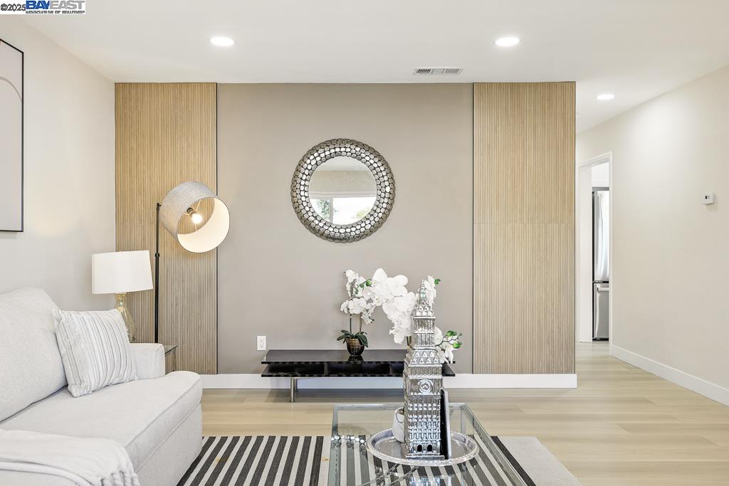 Detail Gallery Image 11 of 54 For 15361 Norton St, San Leandro,  CA 94579 - 3 Beds | 2/1 Baths
